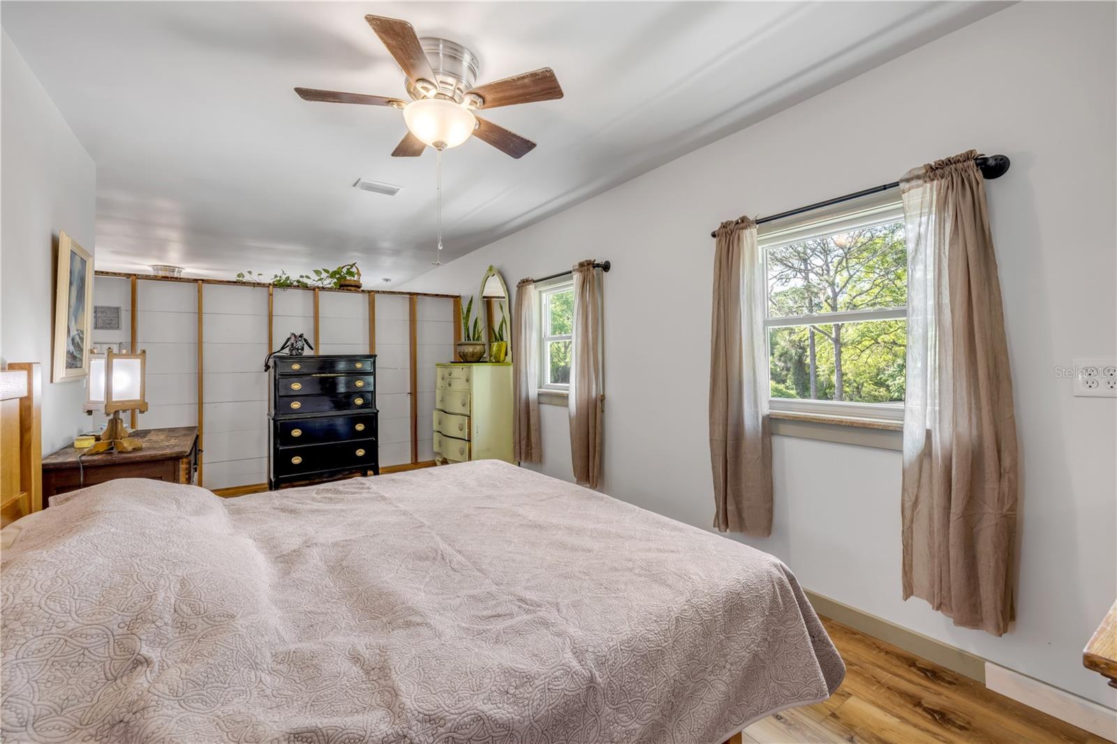 145 BAYWOOD DR, OAK HILL, FL, 32759