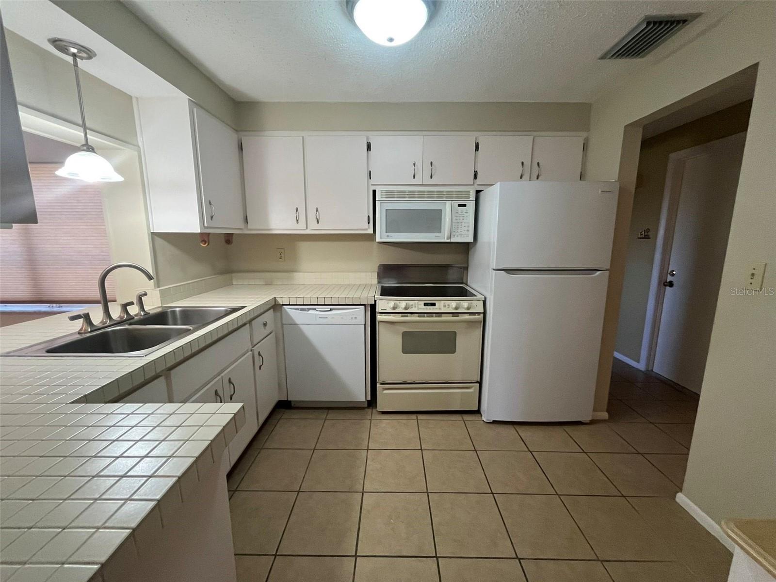 505 FAIRVIEW AVE NW, PORT CHARLOTTE, FL, 33952