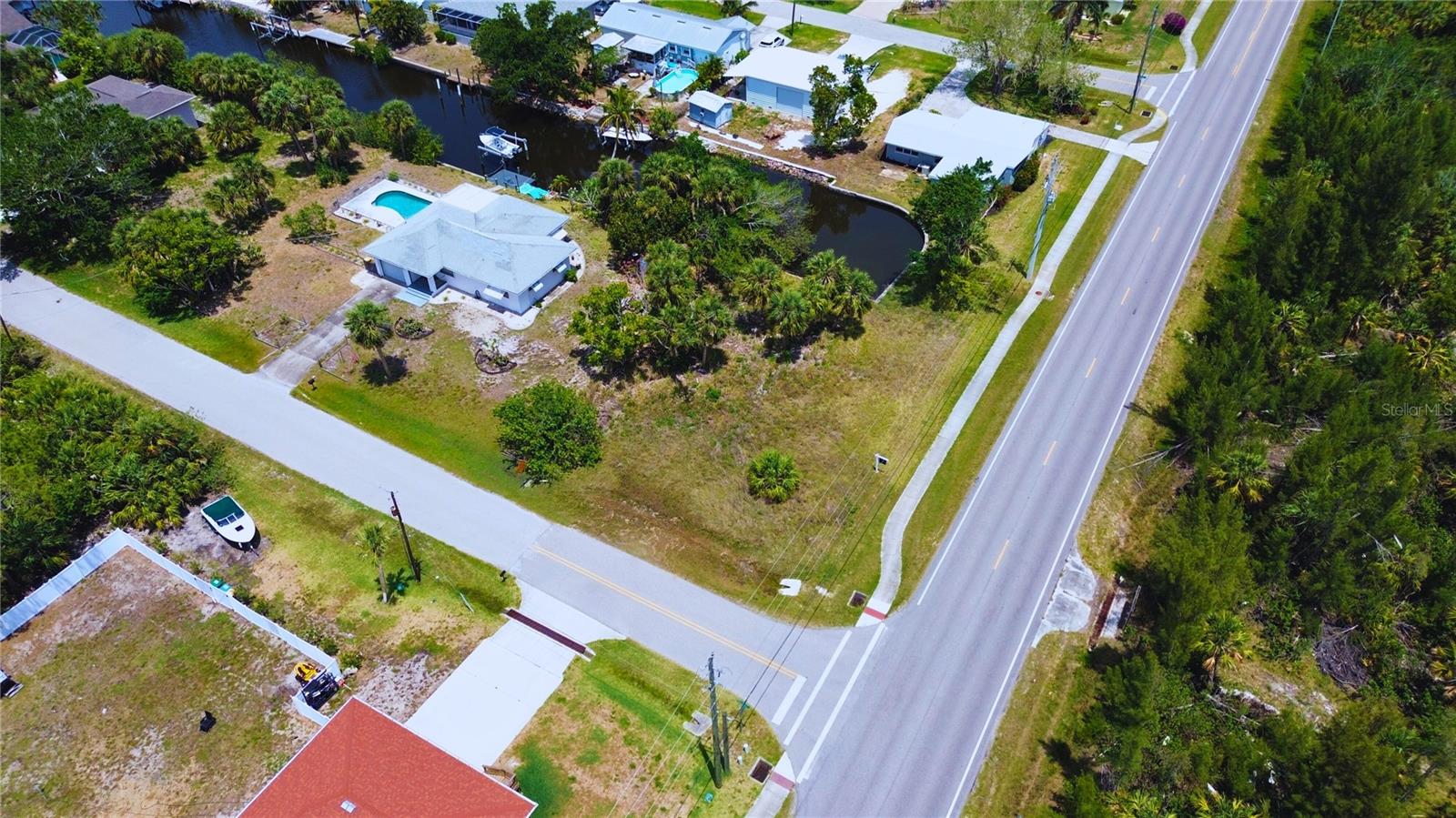 3128 BANYAN WAY, PUNTA GORDA, FL, 33950