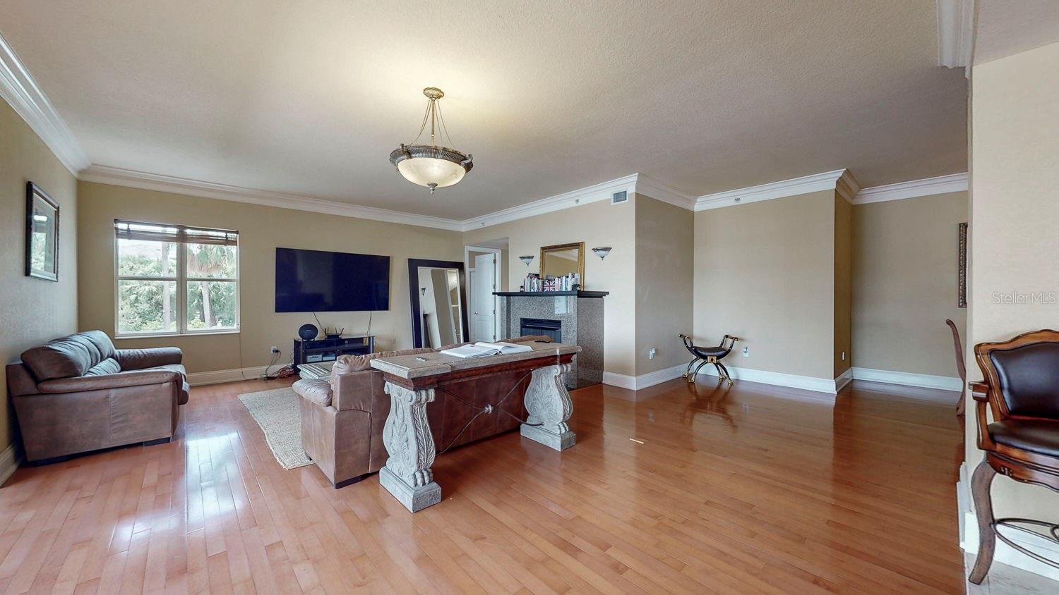600 GARRISON COVE LN #2B, TAMPA, FL, 33602
