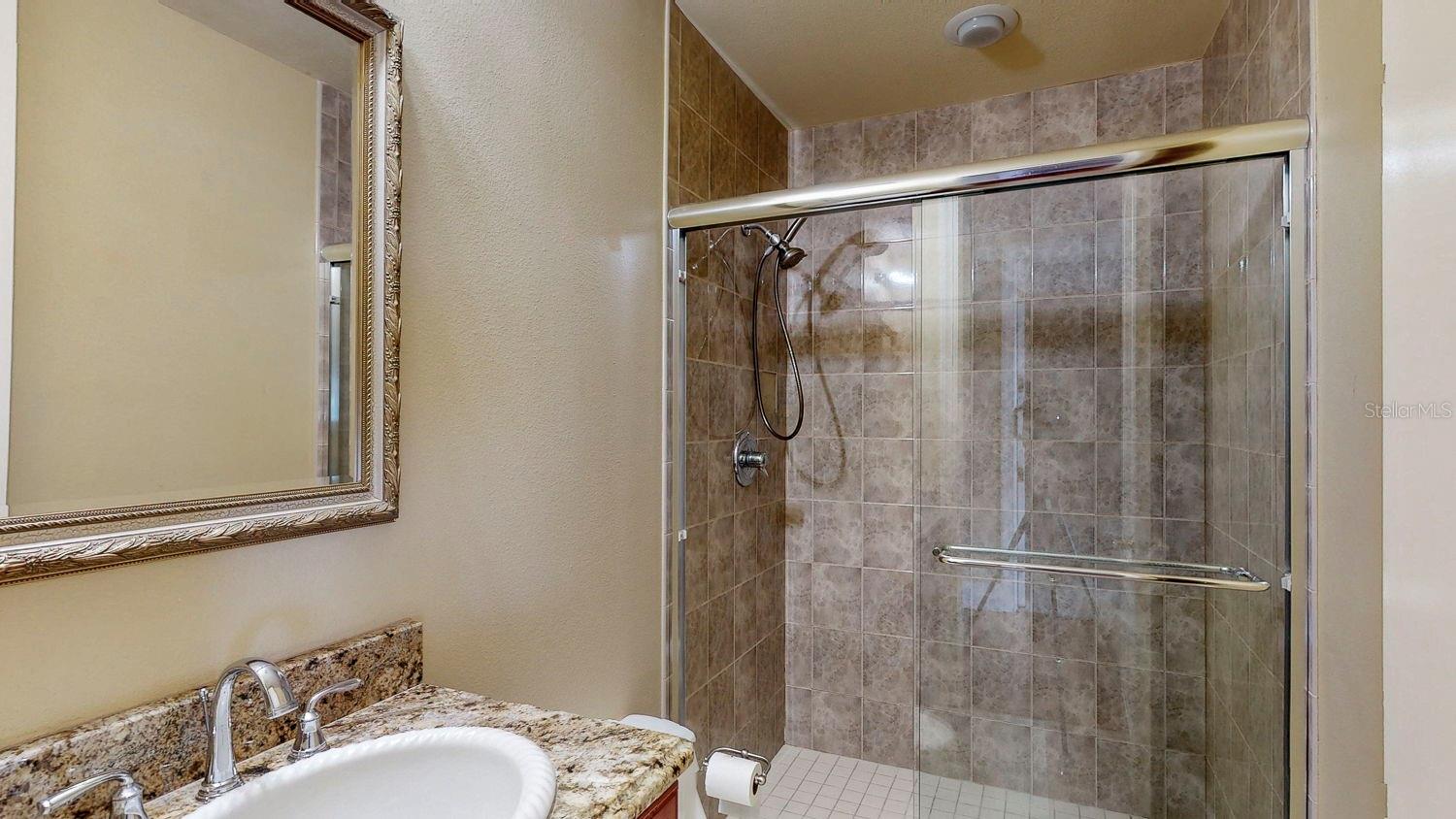 600 GARRISON COVE LN #2B, TAMPA, FL, 33602