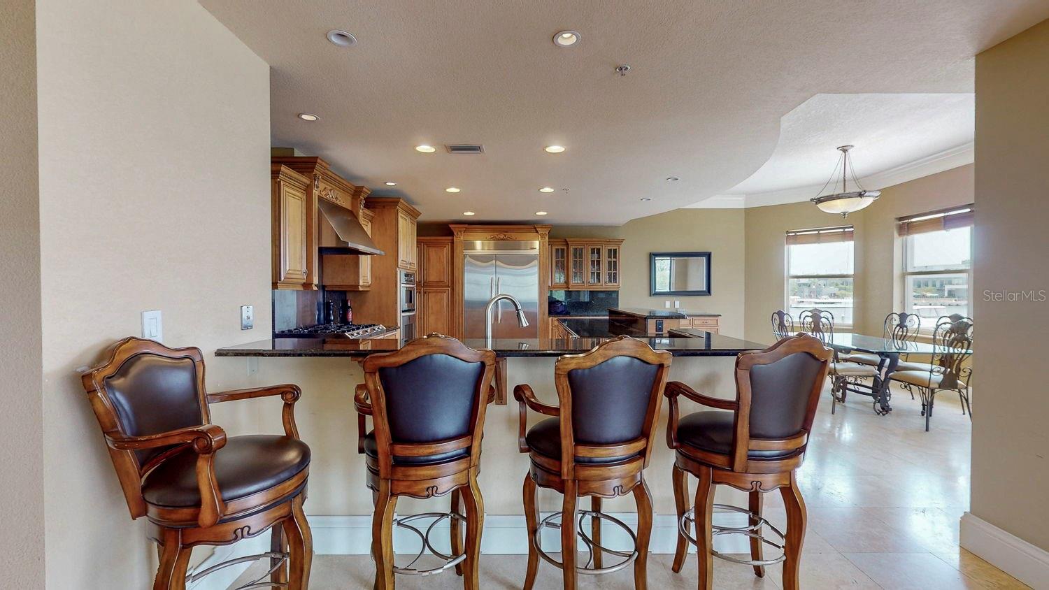 600 GARRISON COVE LN #2B, TAMPA, FL, 33602