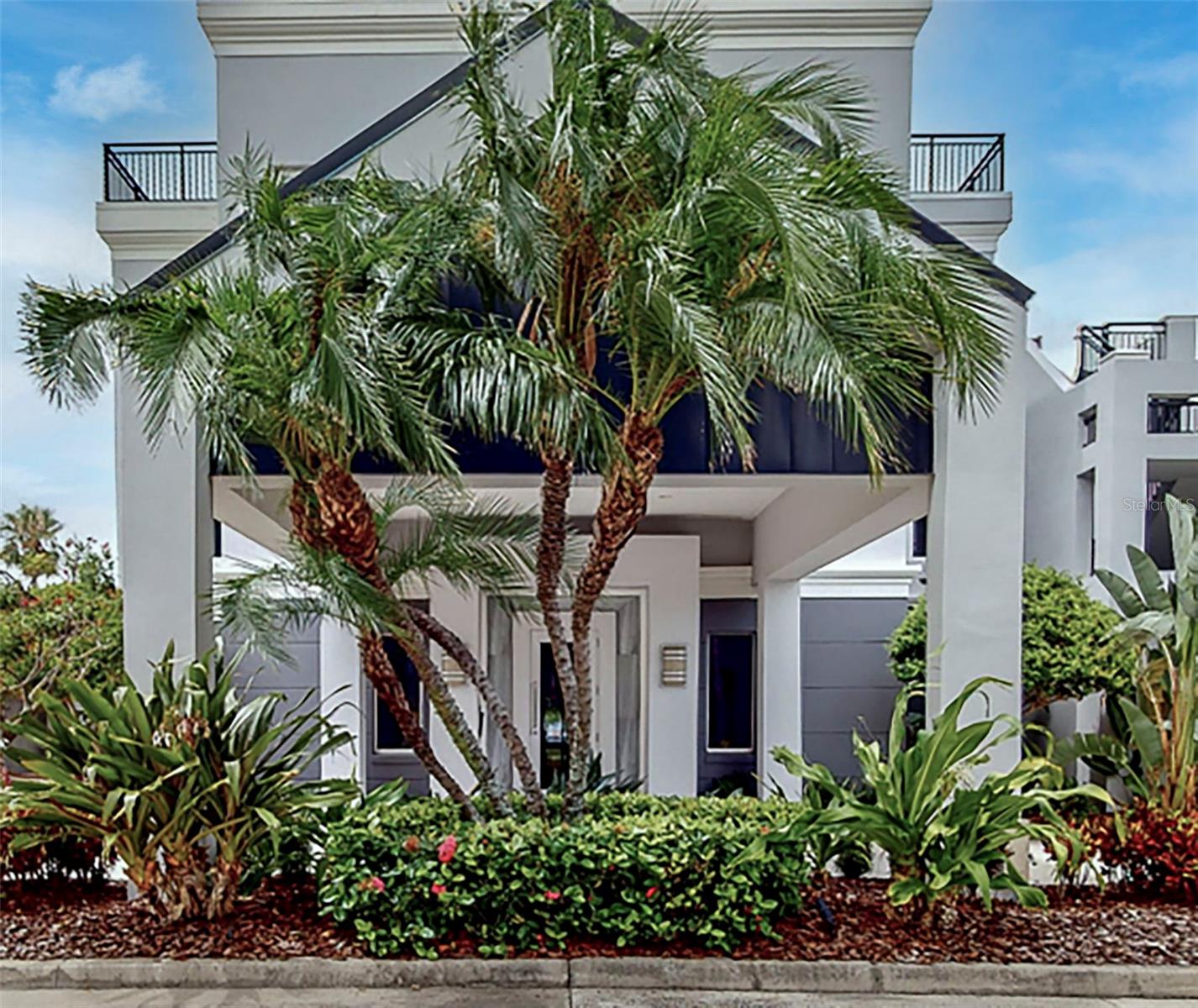 600 GARRISON COVE LN #2B, TAMPA, FL, 33602