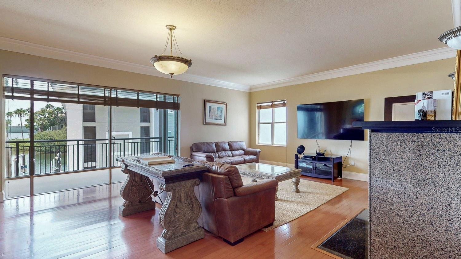 600 GARRISON COVE LN #2B, TAMPA, FL, 33602