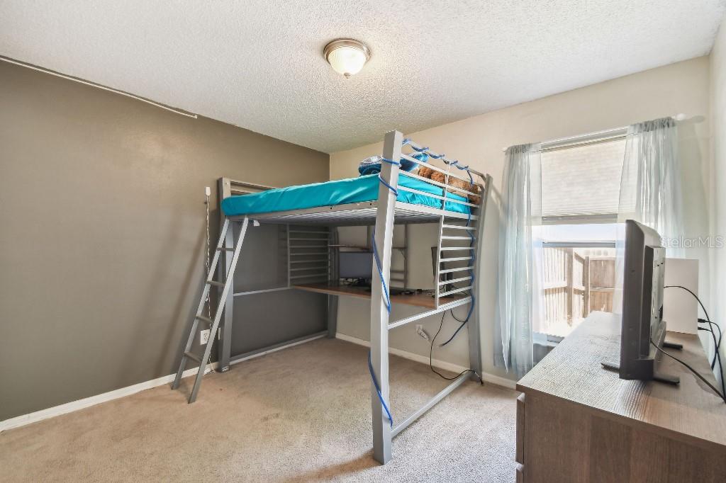 1337 OAK VALLEY BLVD, MINNEOLA, FL, 34715
