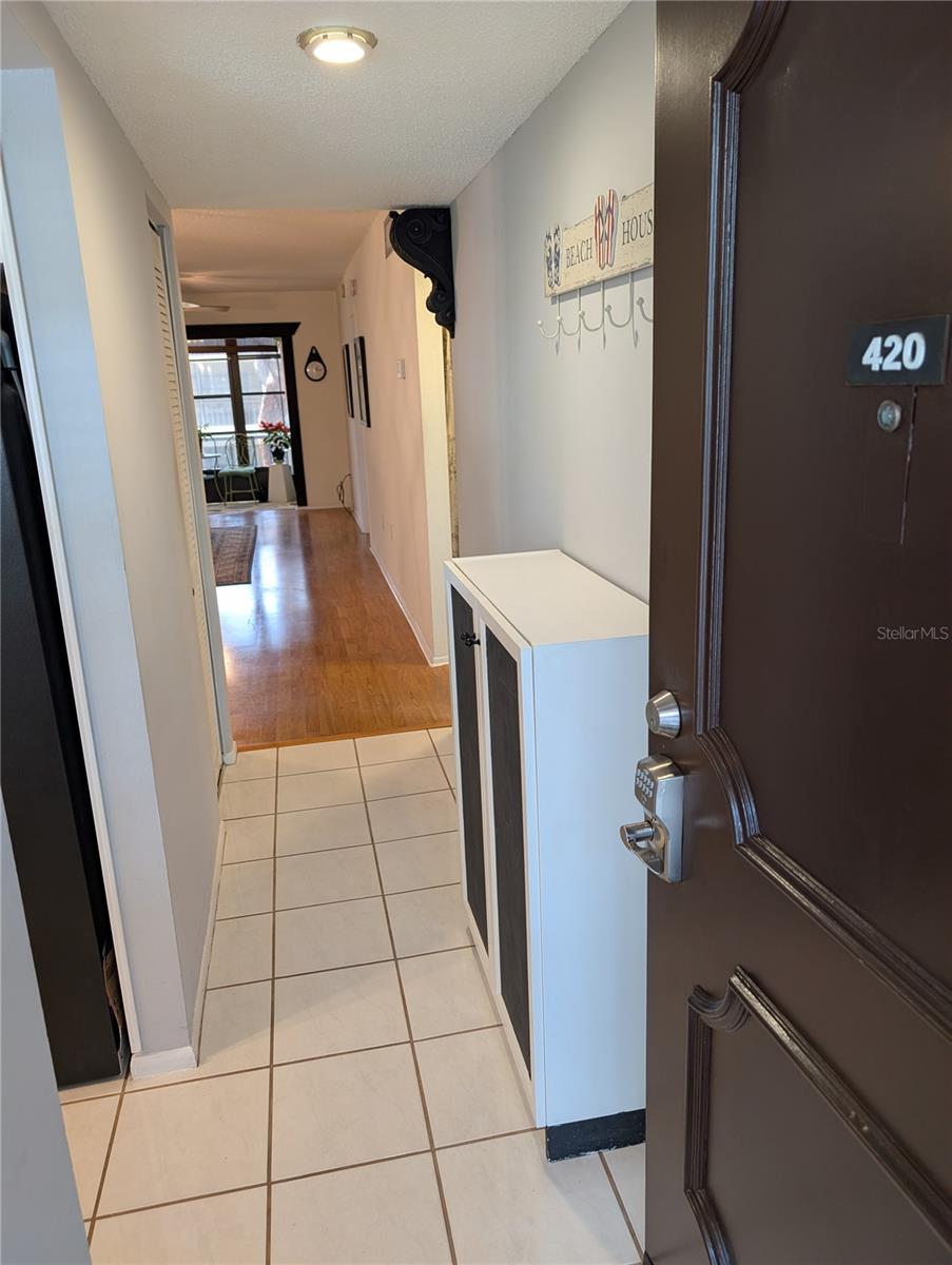 2280 STICKNEY POINT RD #420, SARASOTA, FL, 34231