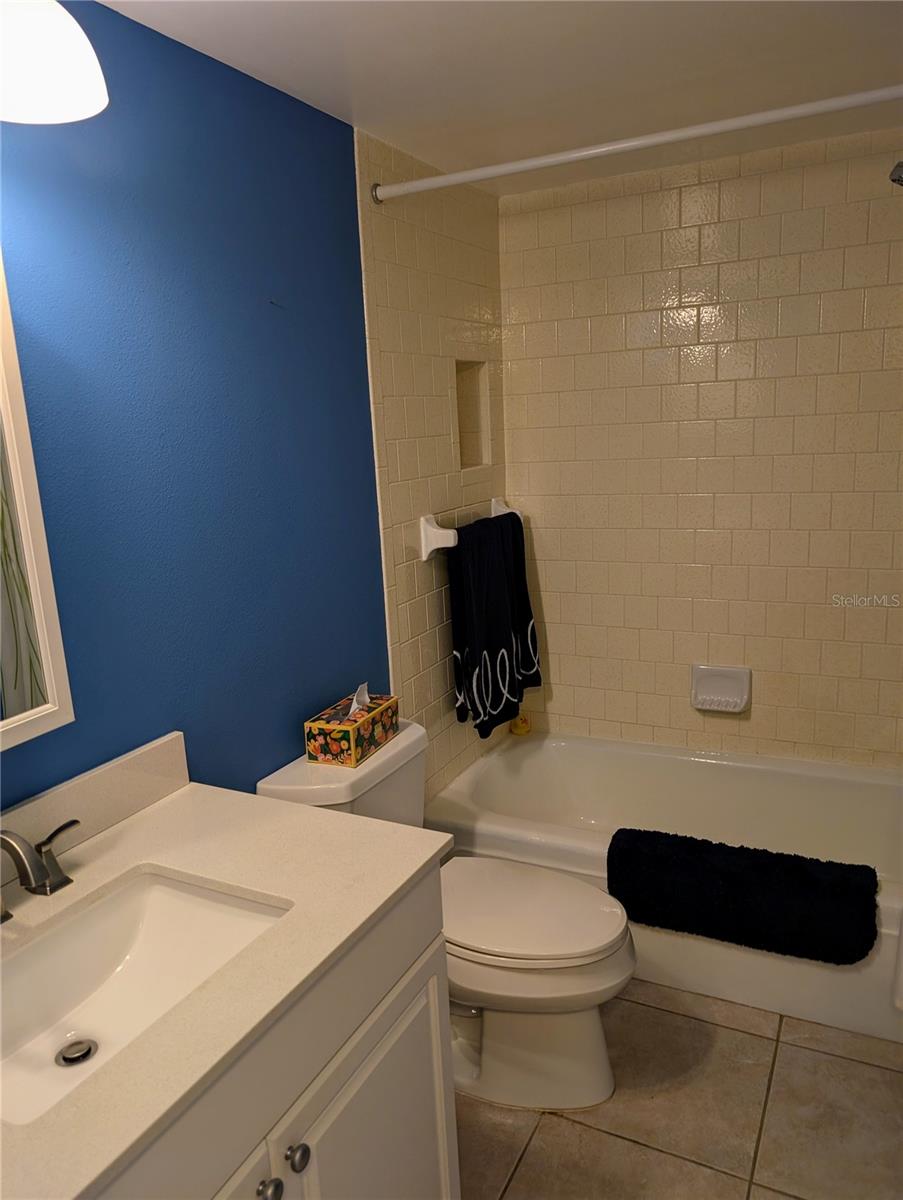 2280 STICKNEY POINT RD #420, SARASOTA, FL, 34231