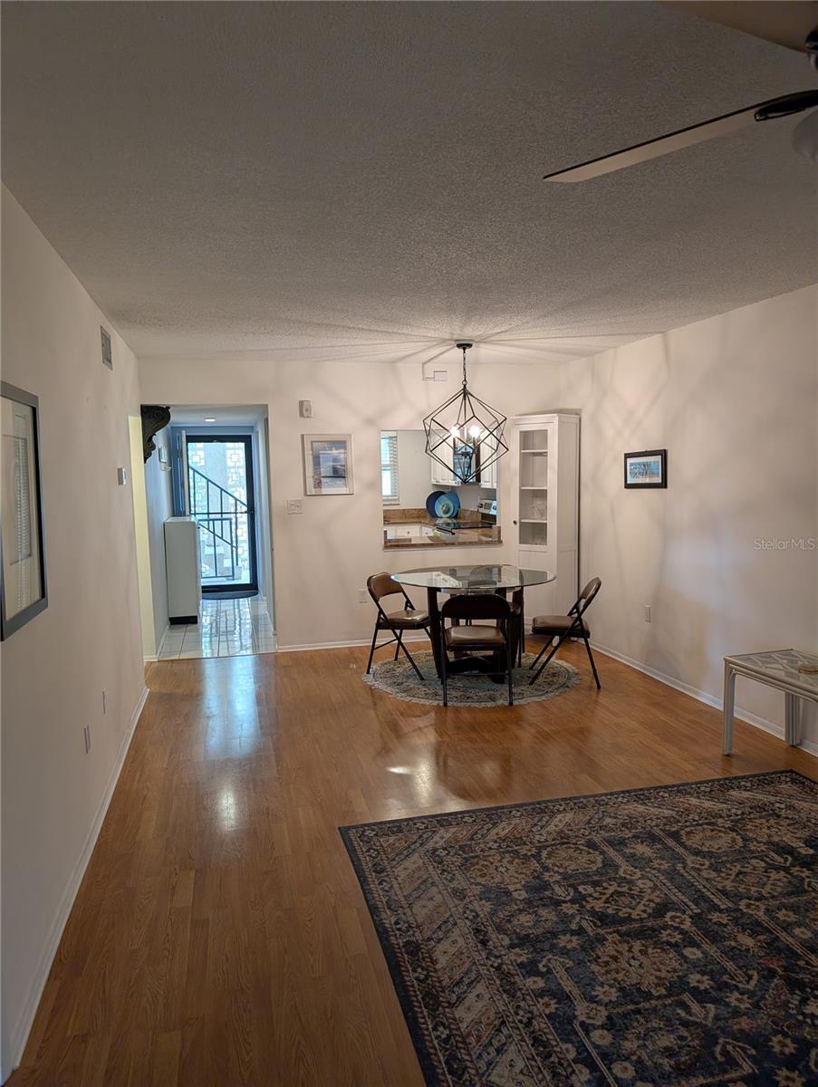 2280 STICKNEY POINT RD #420, SARASOTA, FL, 34231
