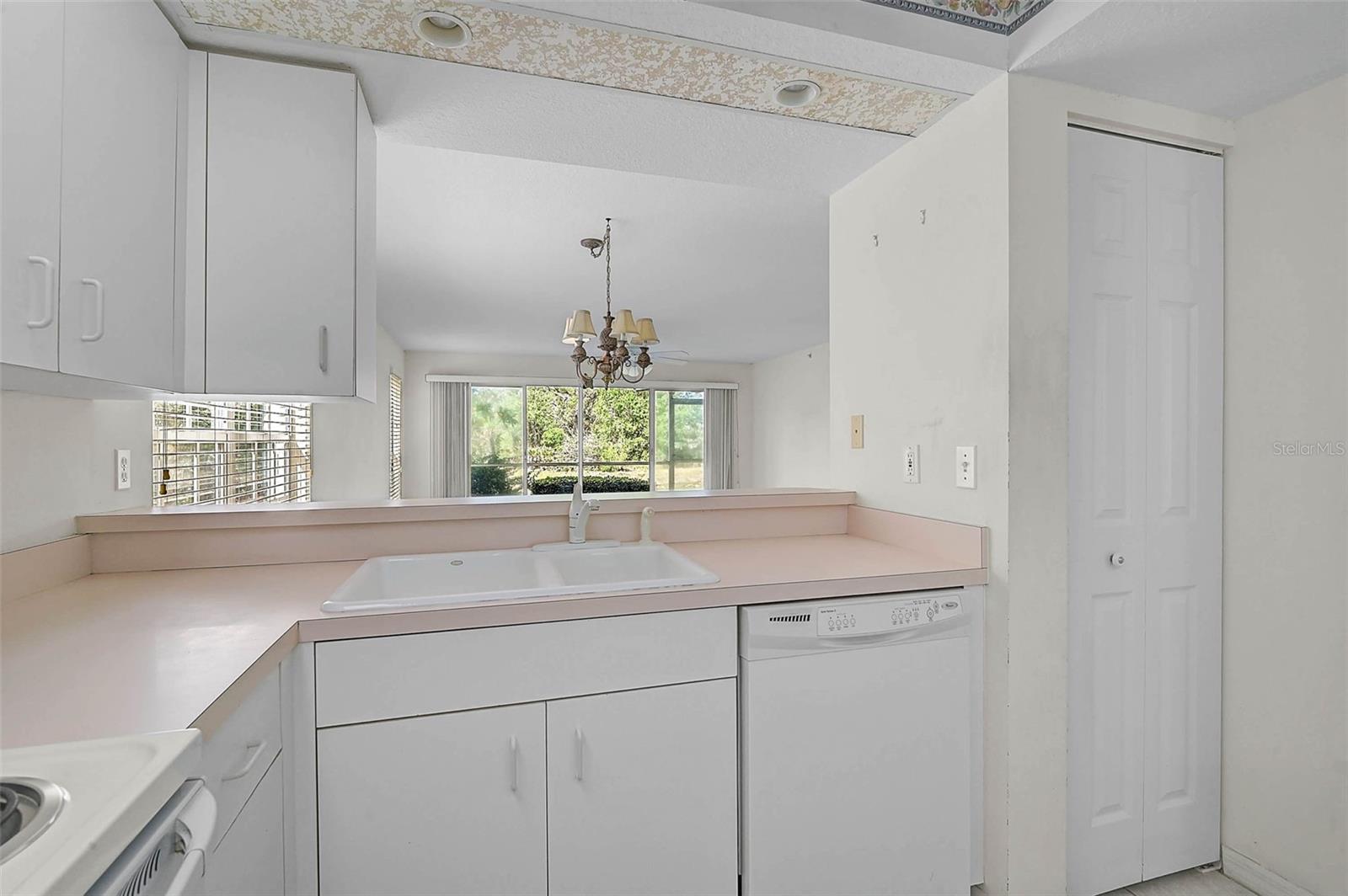 208 SILVER LAKE DR #101, VENICE, FL, 34292