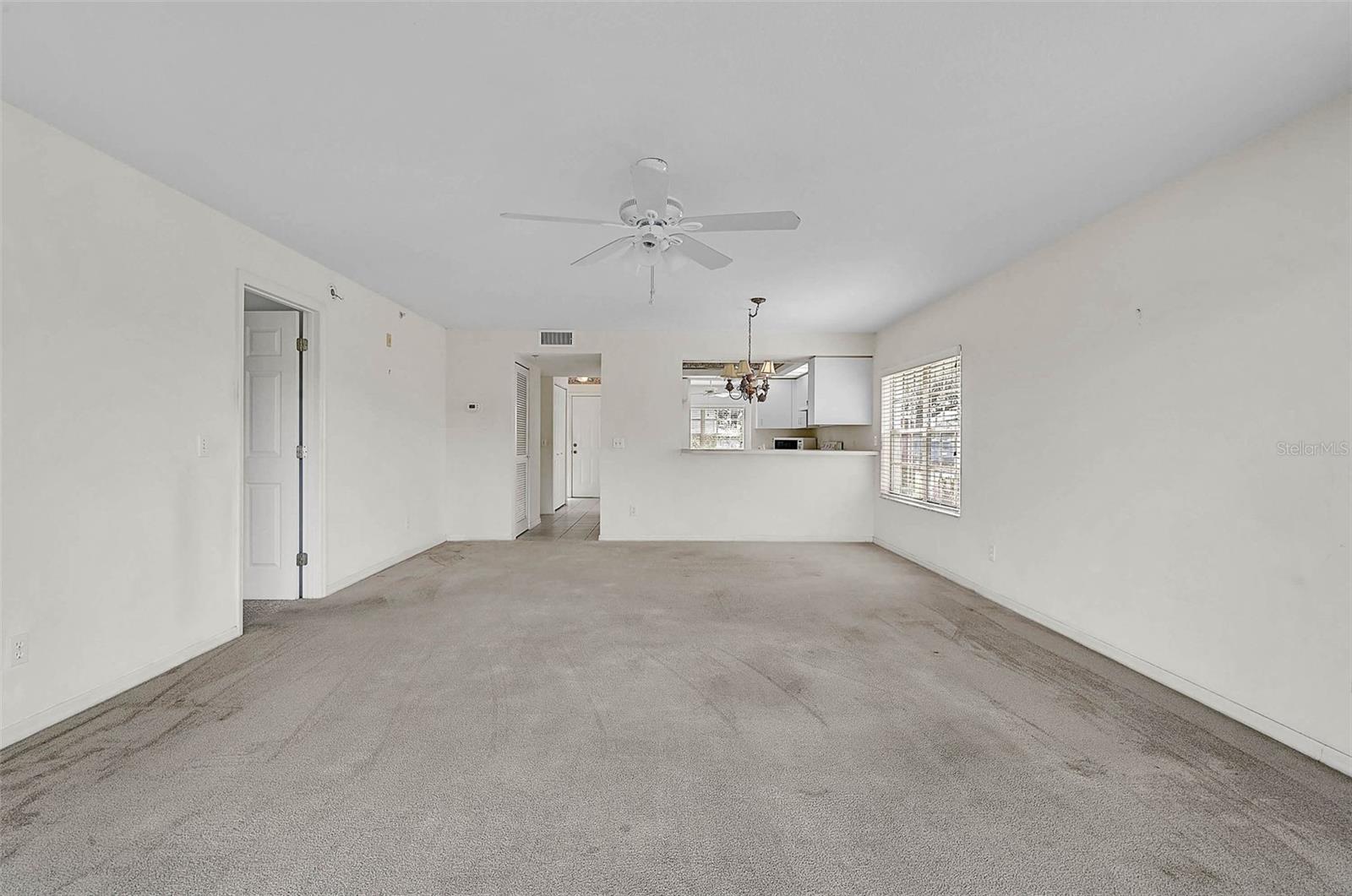 208 SILVER LAKE DR #101, VENICE, FL, 34292