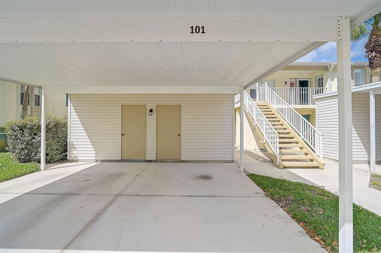 208 SILVER LAKE DR #101, VENICE, FL, 34292