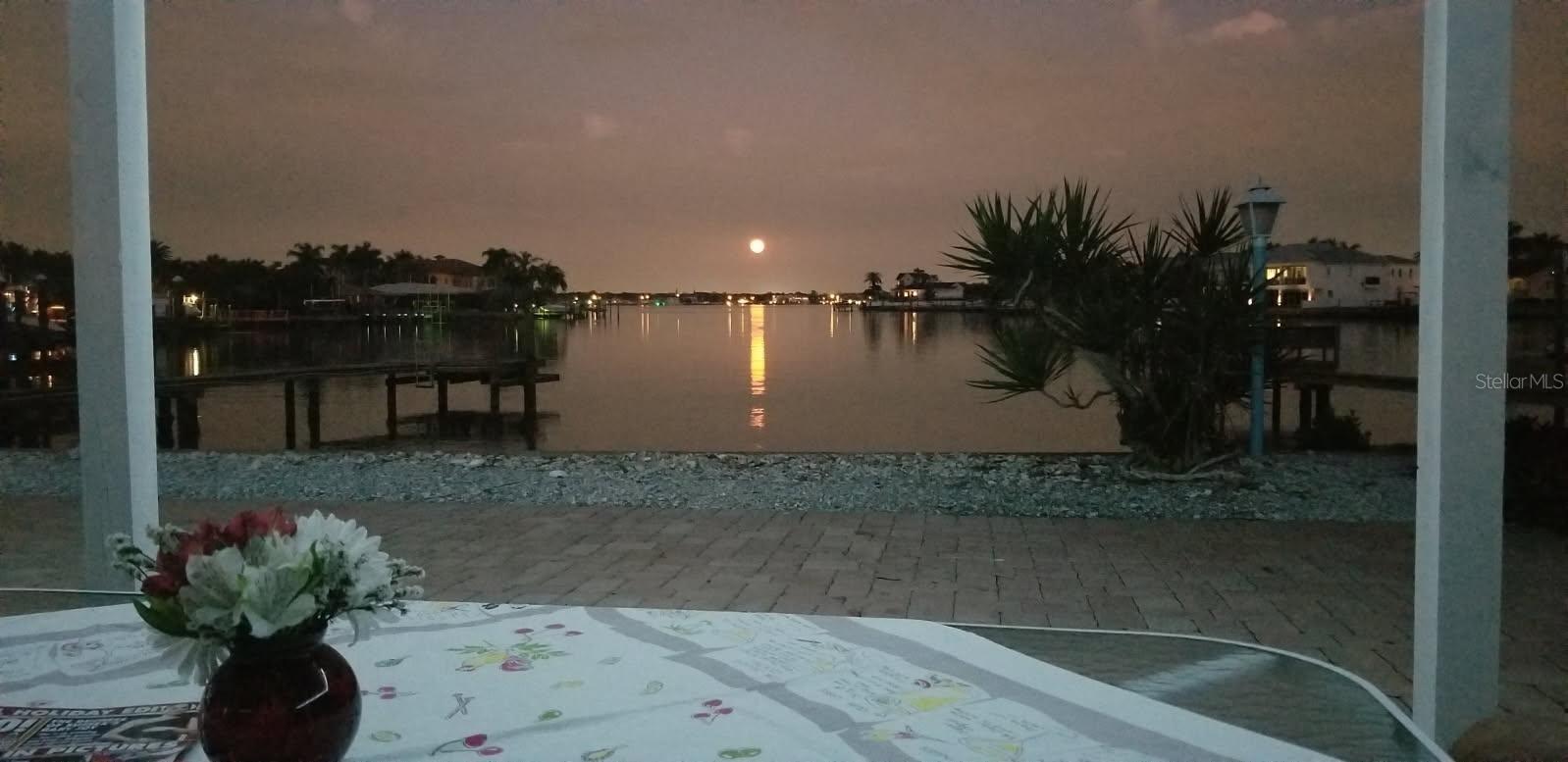 179 BATH CLUB BLVD N, NORTH REDINGTON BEACH, FL, 33708