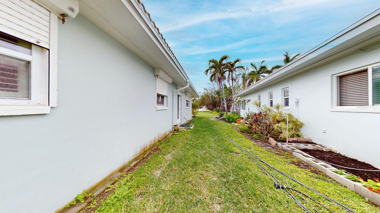 179 BATH CLUB BLVD N, NORTH REDINGTON BEACH, FL, 33708