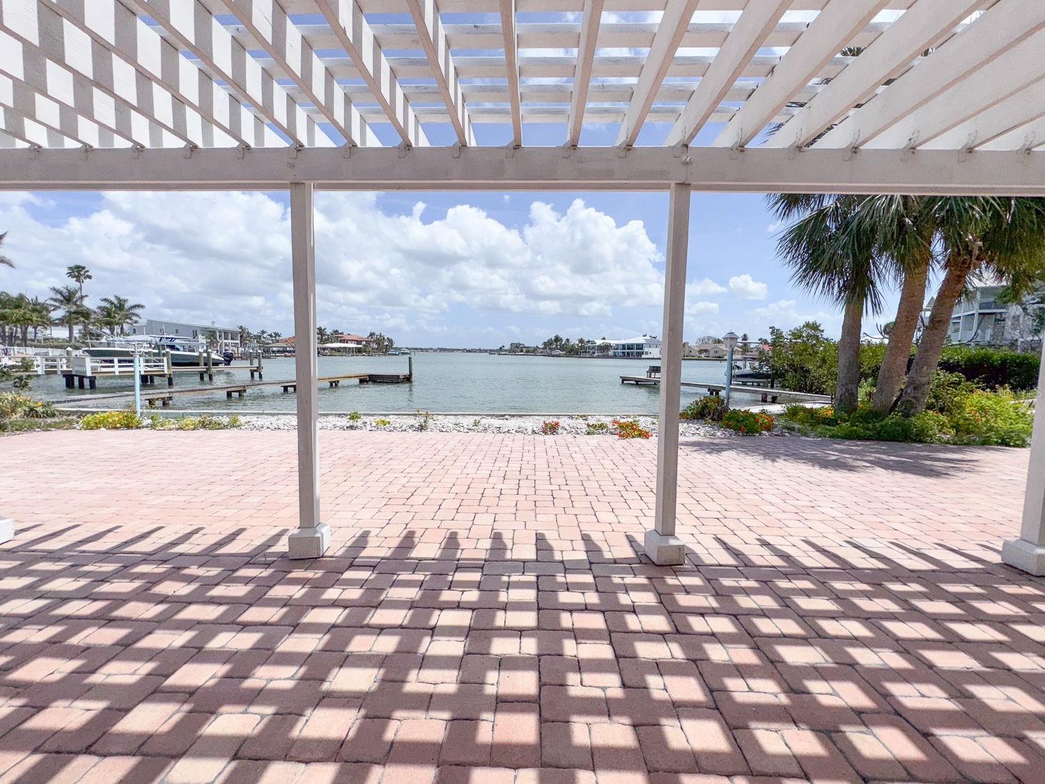 179 BATH CLUB BLVD N, NORTH REDINGTON BEACH, FL, 33708