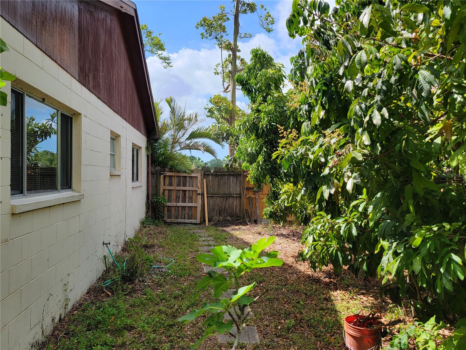 7049 124TH TER, LARGO, FL, 33773