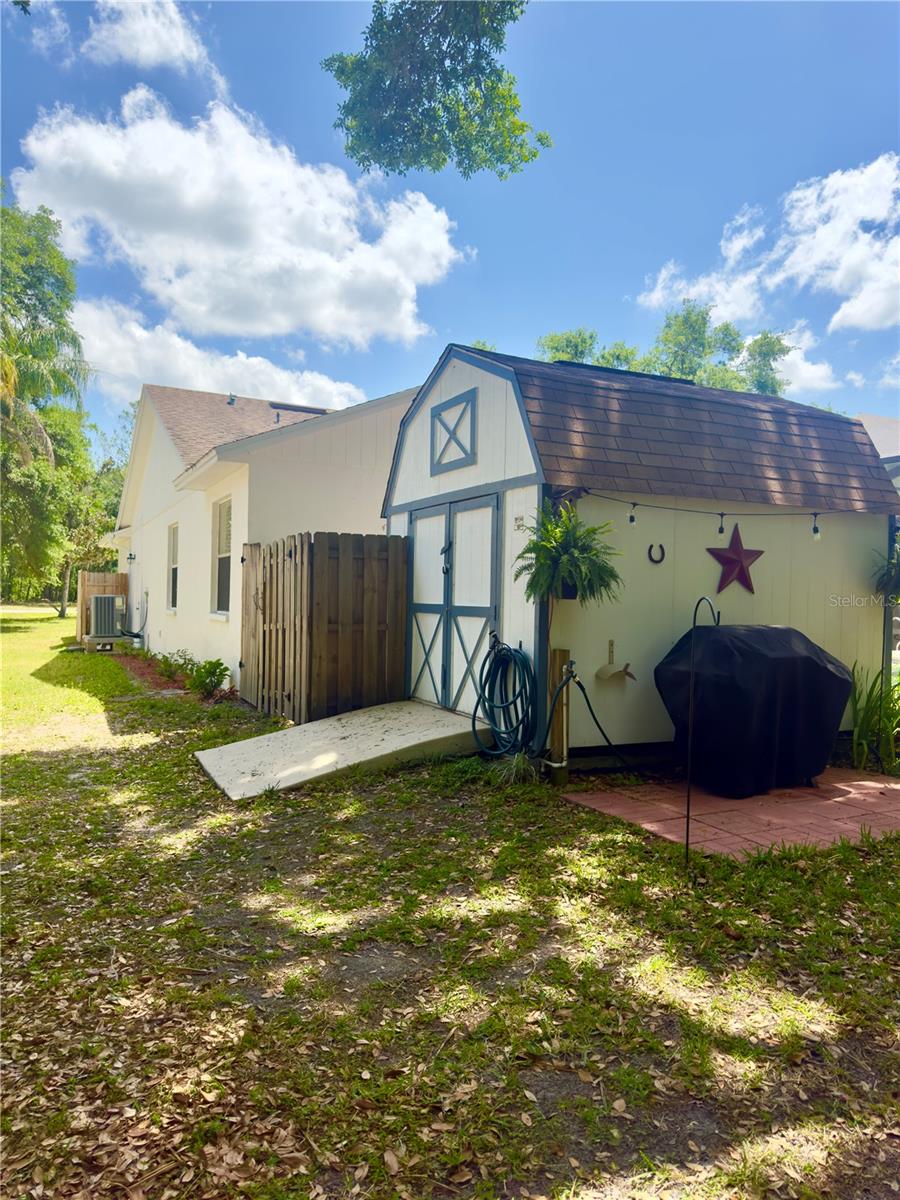 5221 SWALLOW DR, LAND O LAKES, FL, 34639