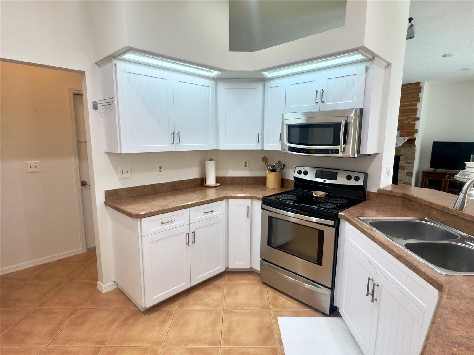 5221 SWALLOW DR, LAND O LAKES, FL, 34639