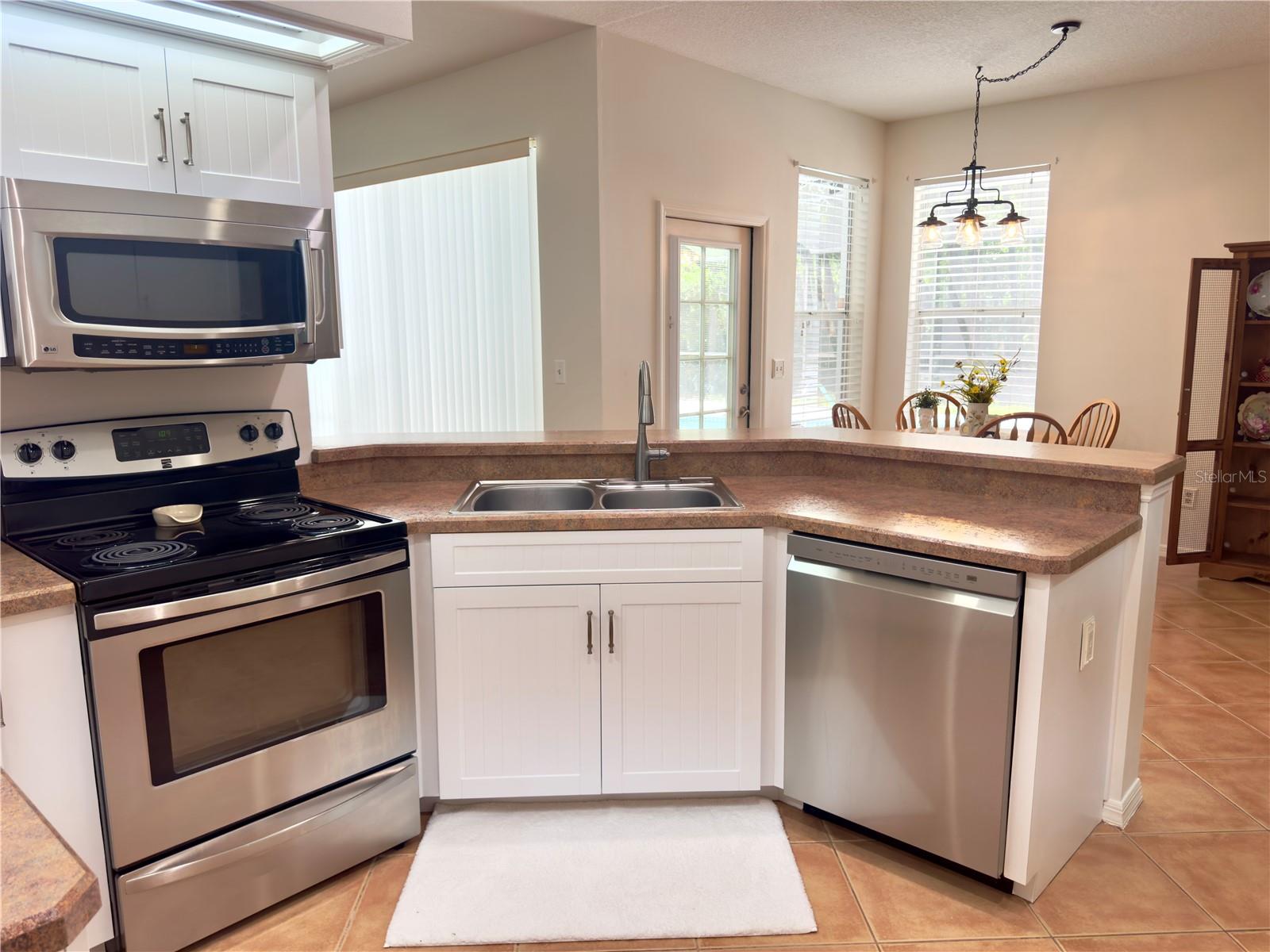 5221 SWALLOW DR, LAND O LAKES, FL, 34639