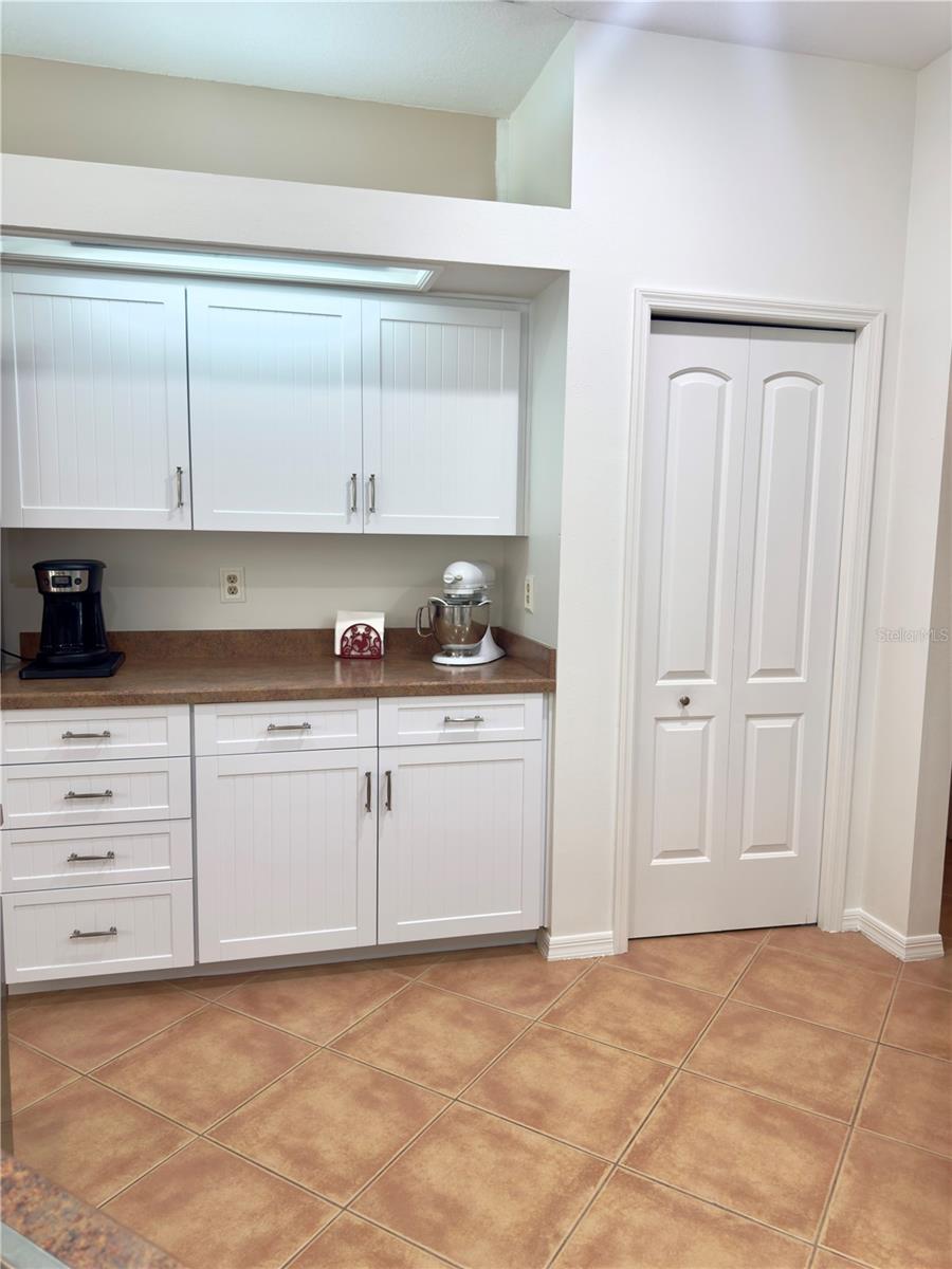 5221 SWALLOW DR, LAND O LAKES, FL, 34639