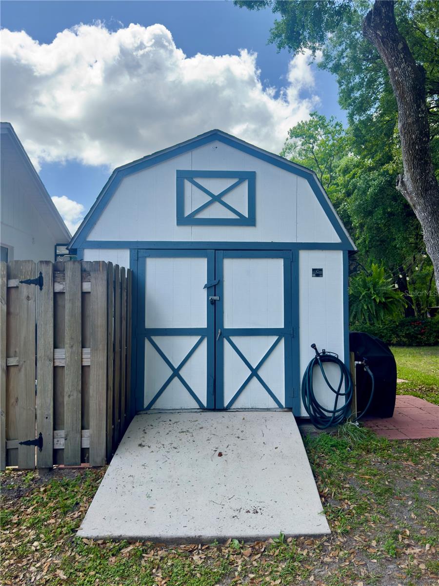 5221 SWALLOW DR, LAND O LAKES, FL, 34639