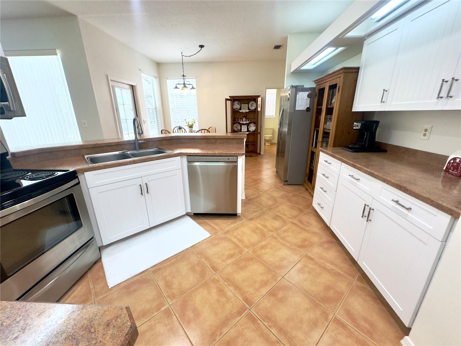 5221 SWALLOW DR, LAND O LAKES, FL, 34639