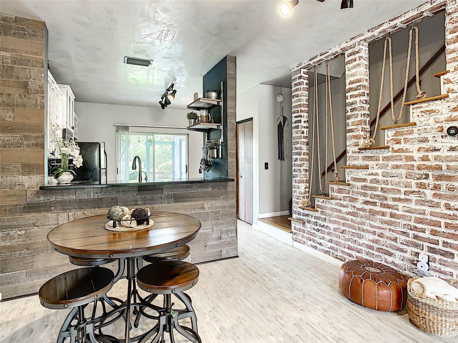 6007 BAYSIDE KEY DR, TAMPA, FL, 33615