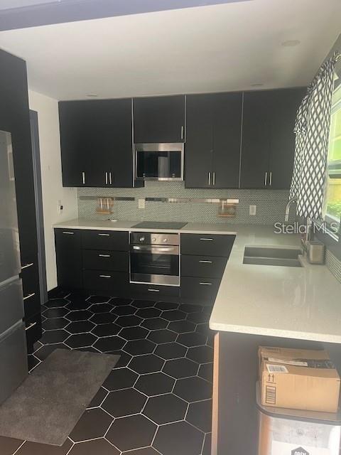 525 64TH AVE S, ST PETERSBURG, FL, 33705