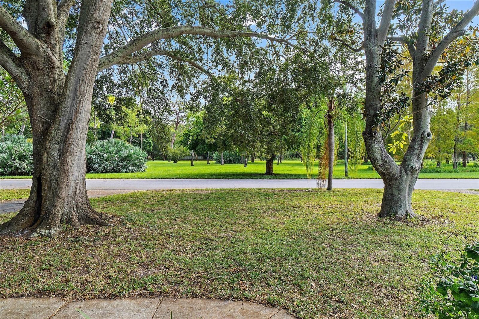 525 64TH AVE S, ST PETERSBURG, FL, 33705