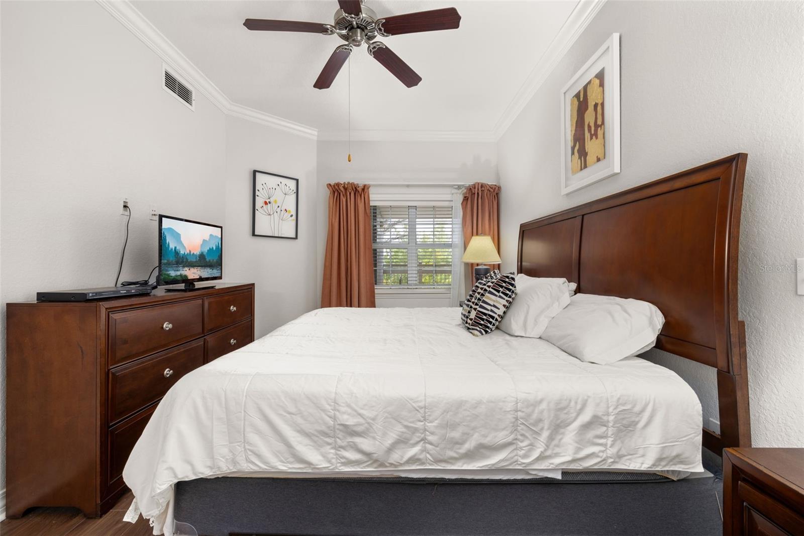 1100 SUNSET VIEW CIR #302, REUNION, FL, 34747