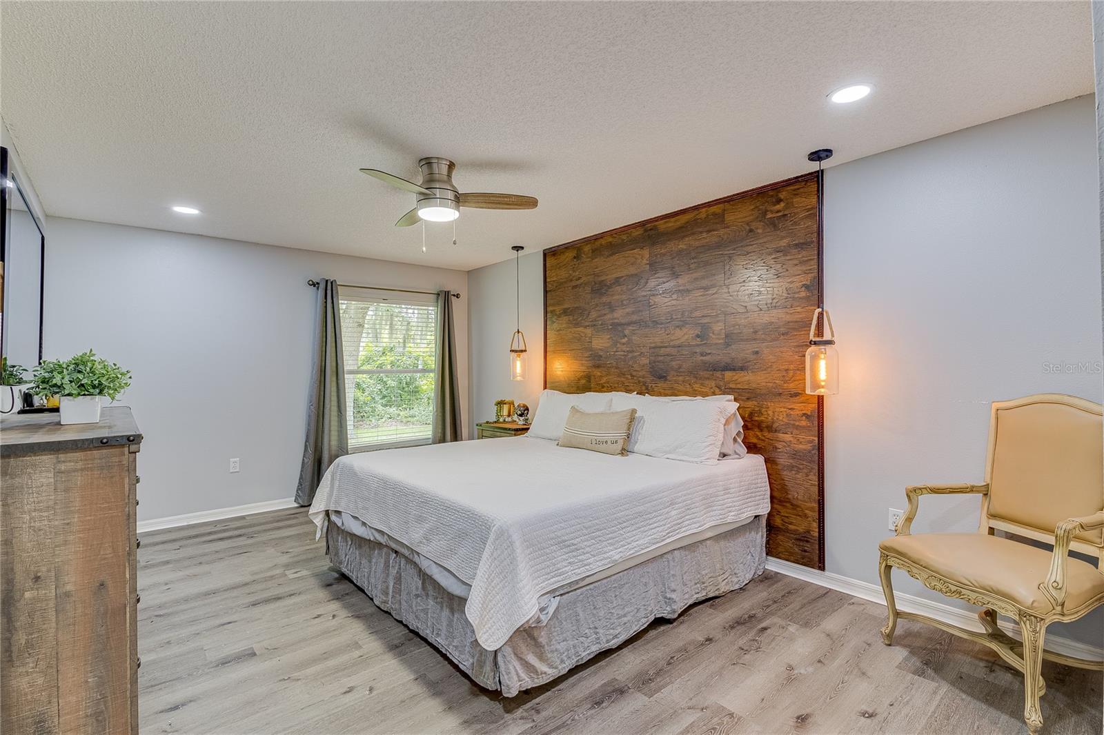 157 LONG PINE DR, DELTONA, FL, 32725