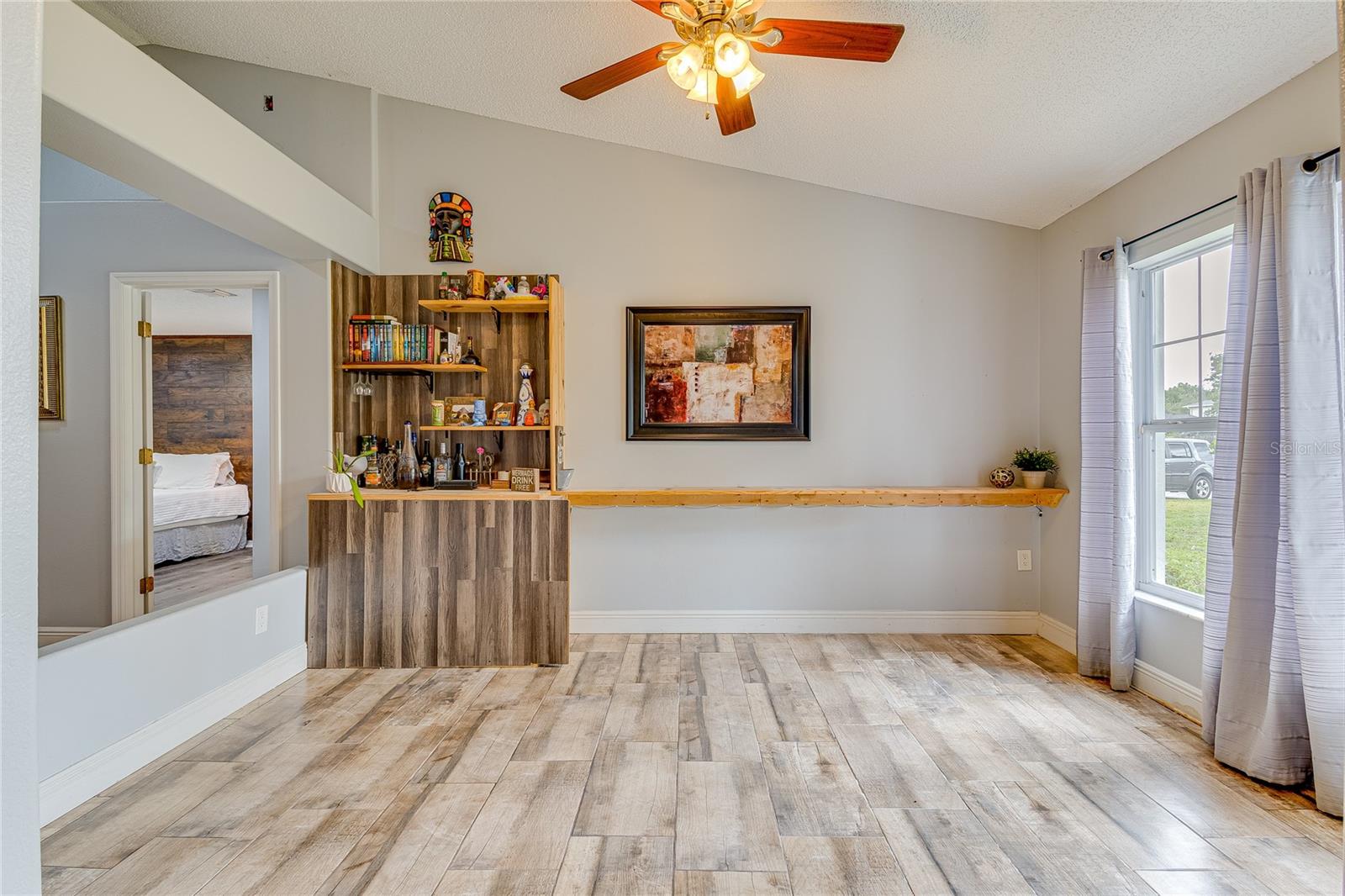 157 LONG PINE DR, DELTONA, FL, 32725