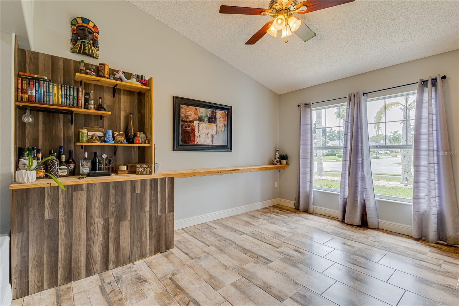 157 LONG PINE DR, DELTONA, FL, 32725