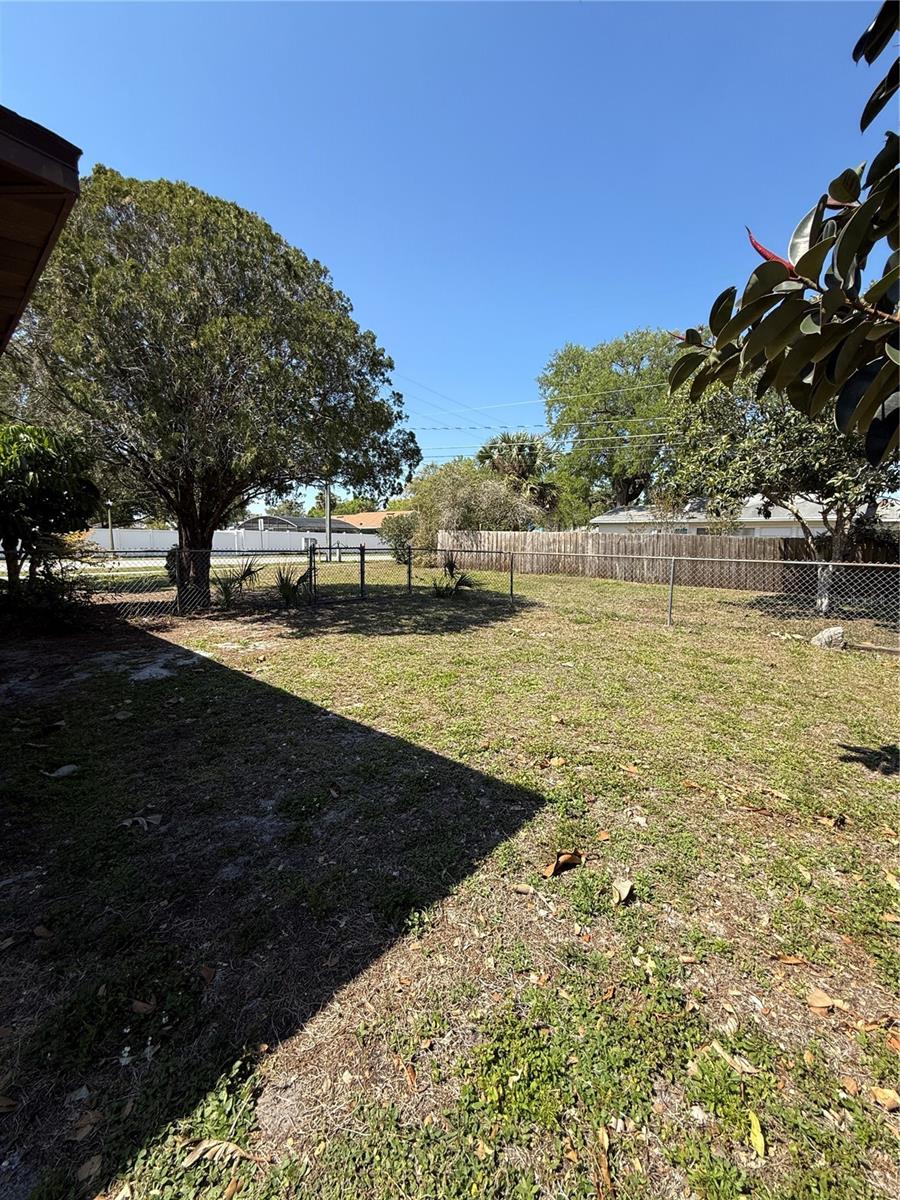 2387 SOUTHLAND RD, MOUNT DORA, FL, 32757