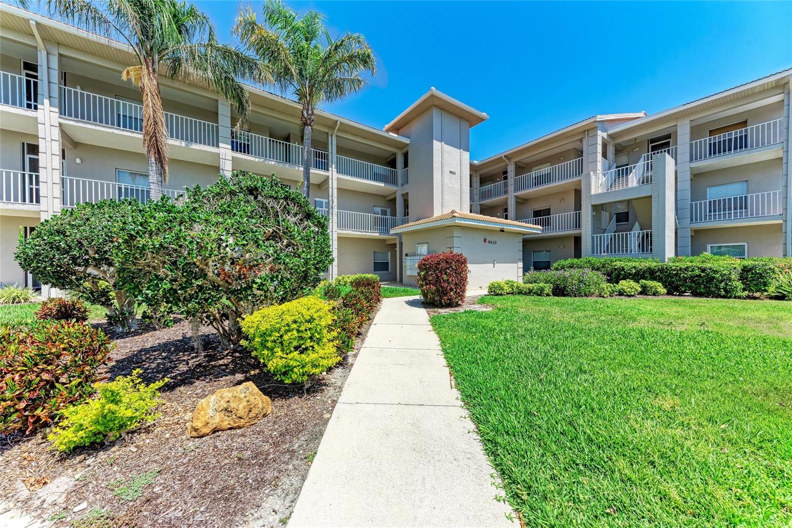 9620 CLUB SOUTH CIR #5208, SARASOTA, FL, 34238