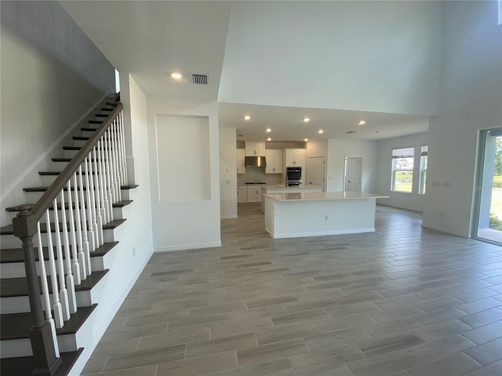 33857 LANDSMAN LOOP, WESLEY CHAPEL, FL, 33543