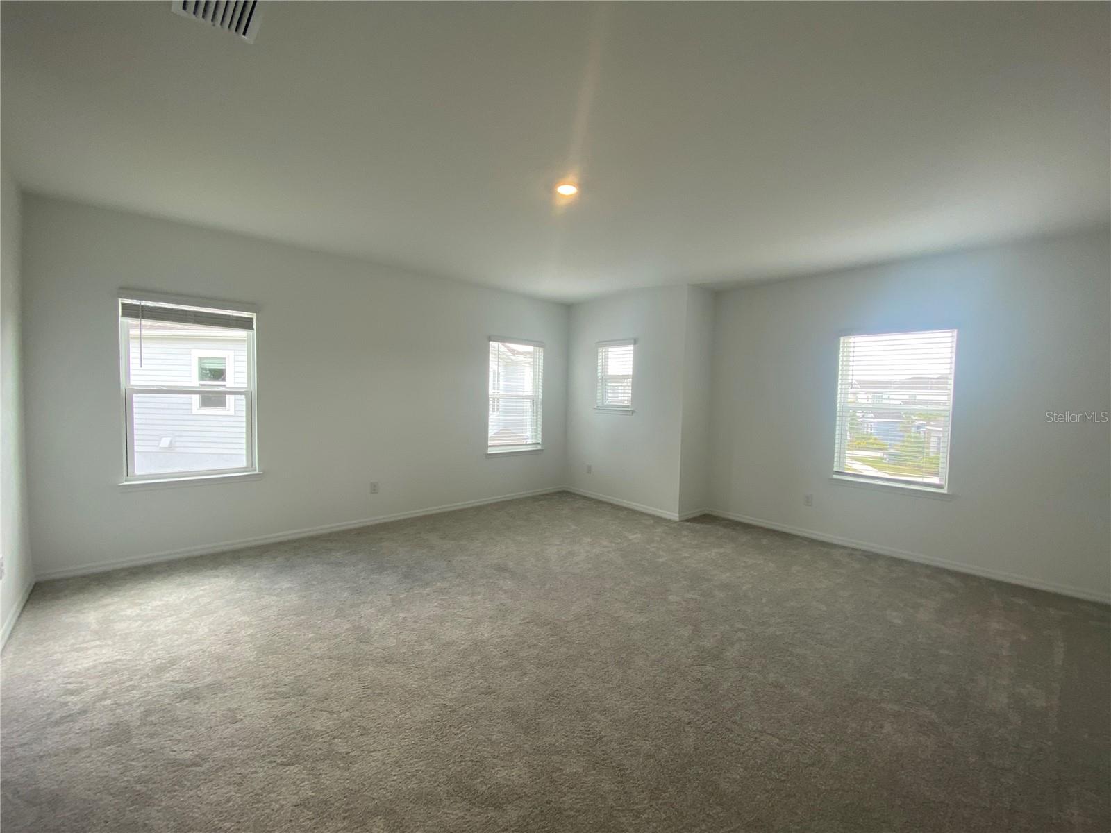 33857 LANDSMAN LOOP, WESLEY CHAPEL, FL, 33543