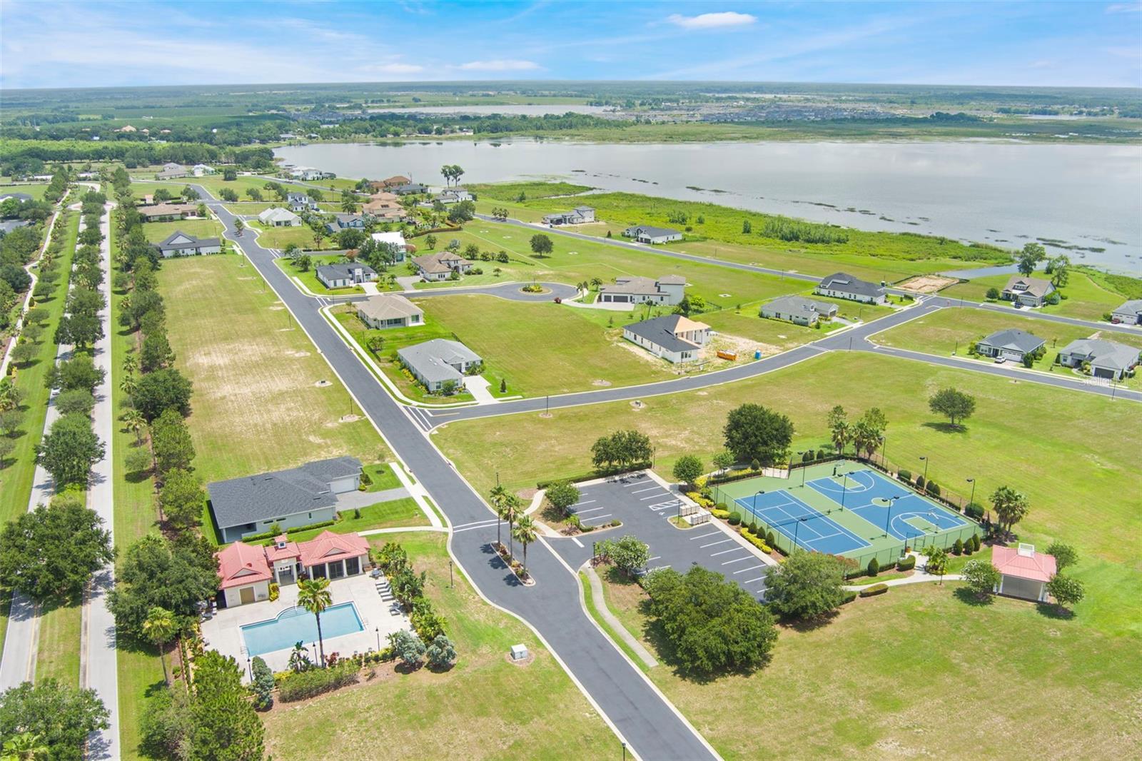 200 VALENCIA RIDGE DR, AUBURNDALE, FL, 33823