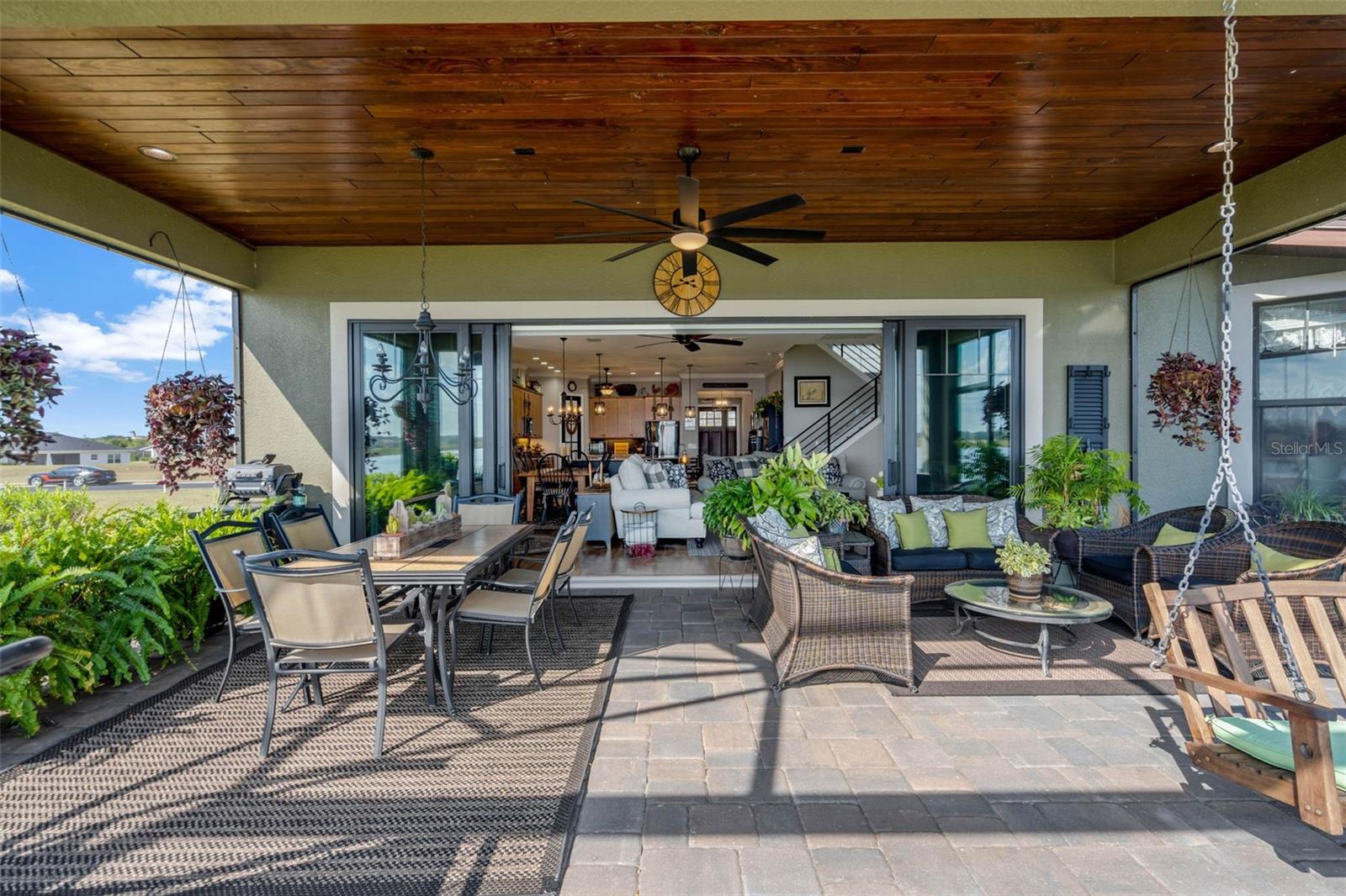 200 VALENCIA RIDGE DR, AUBURNDALE, FL, 33823