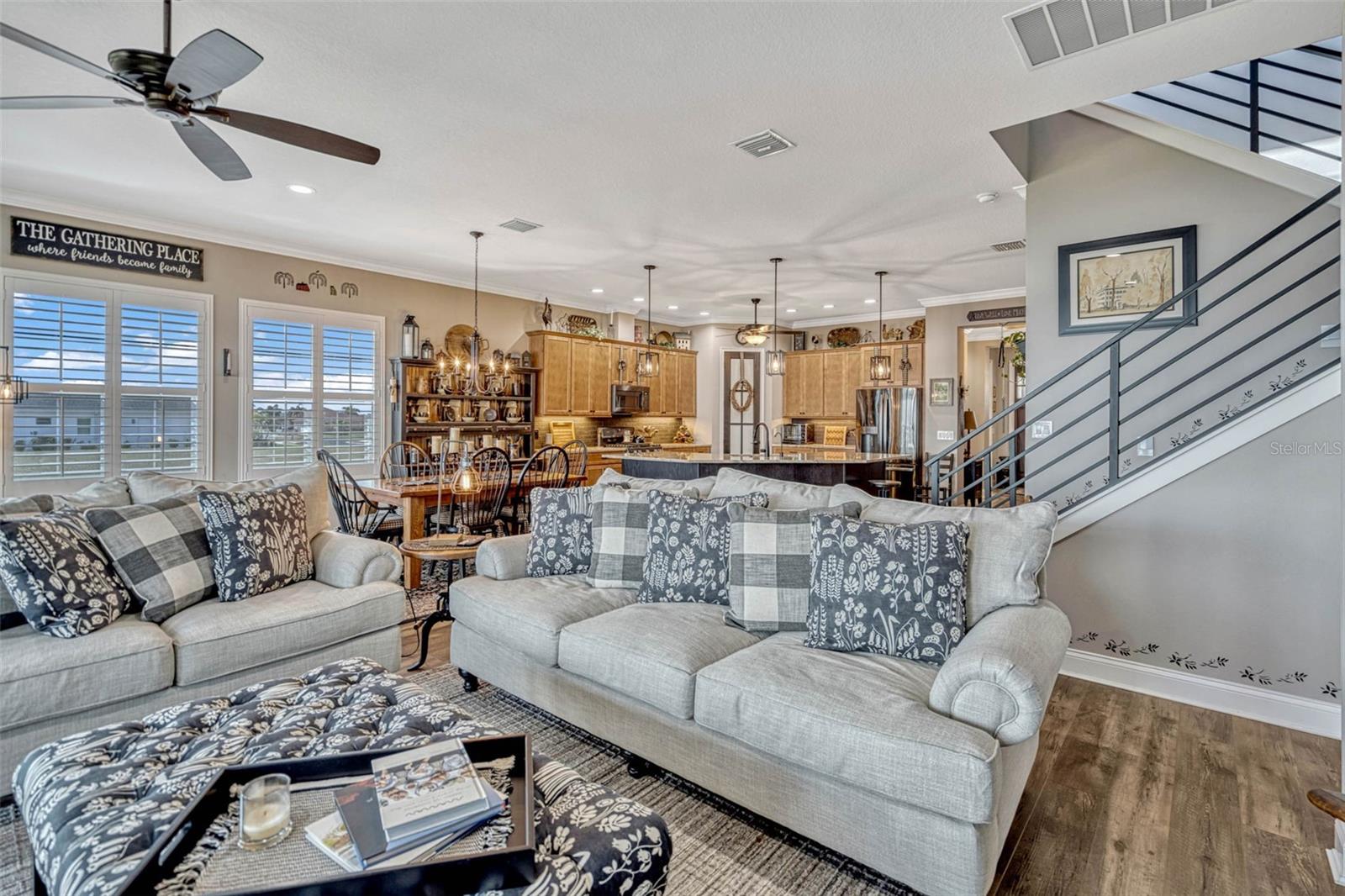 200 VALENCIA RIDGE DR, AUBURNDALE, FL, 33823