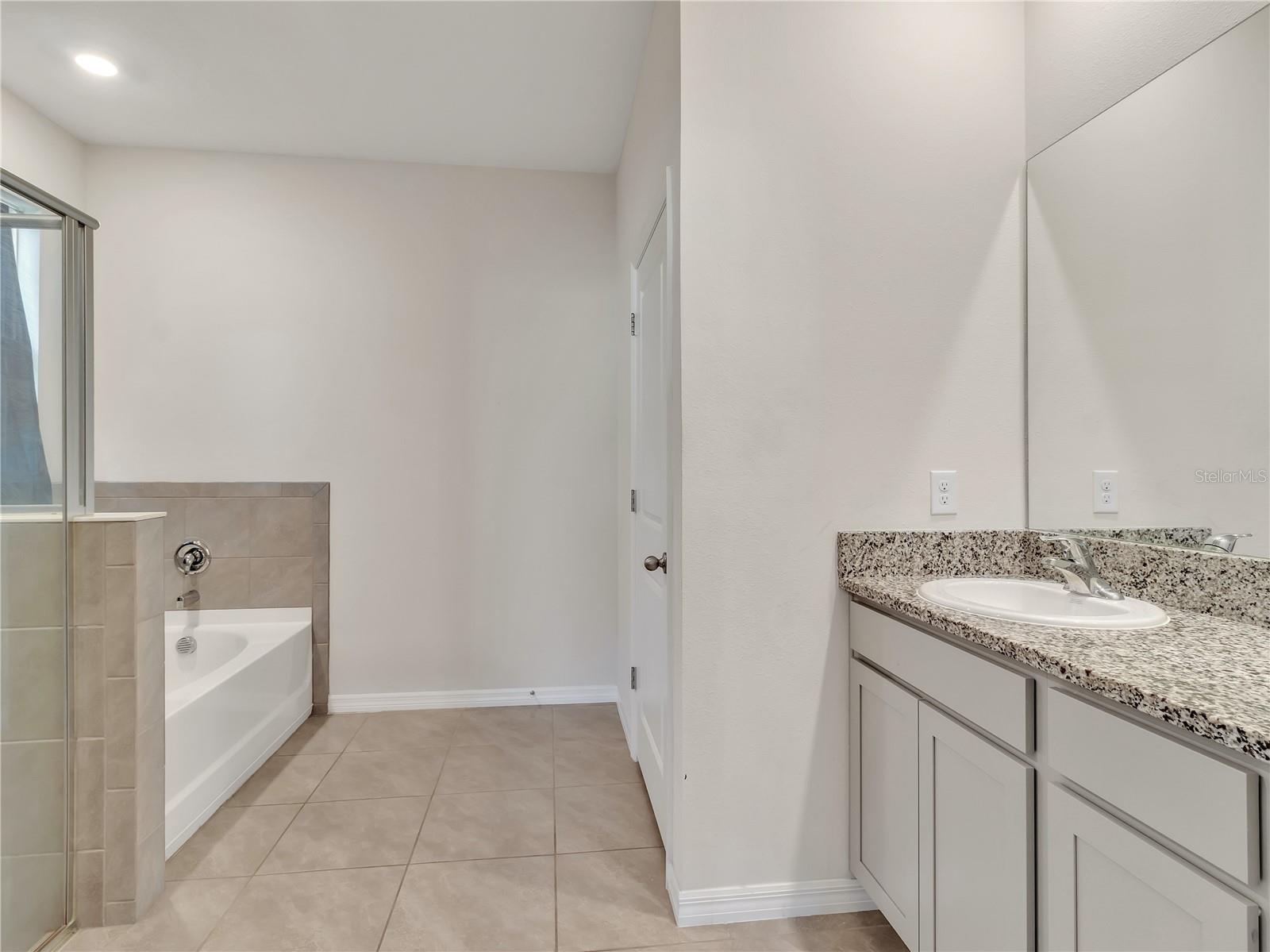16721 GLACIER BAY LOOP, WIMAUMA, FL, 33598