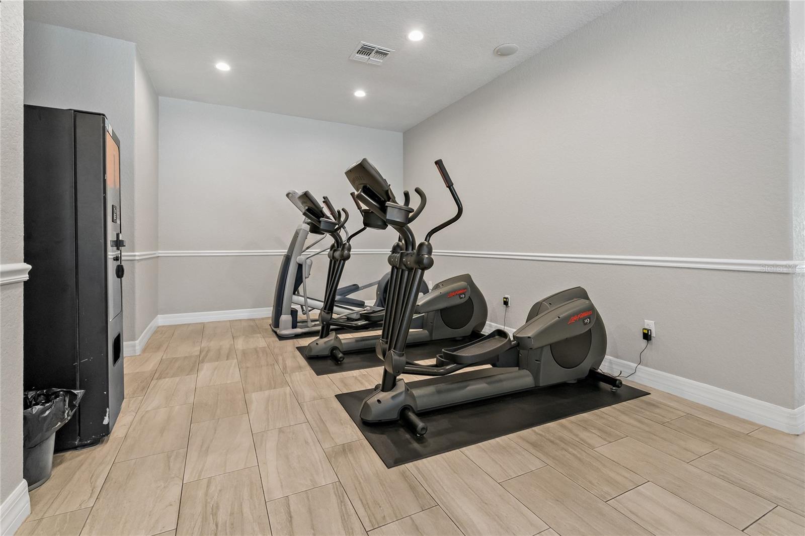 34738 DOUBLE EAGLE CT, ZEPHYRHILLS, FL, 33541