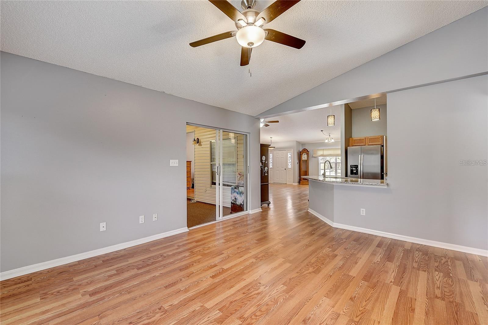 25273 LOST OAK CIR, LEESBURG, FL, 34748