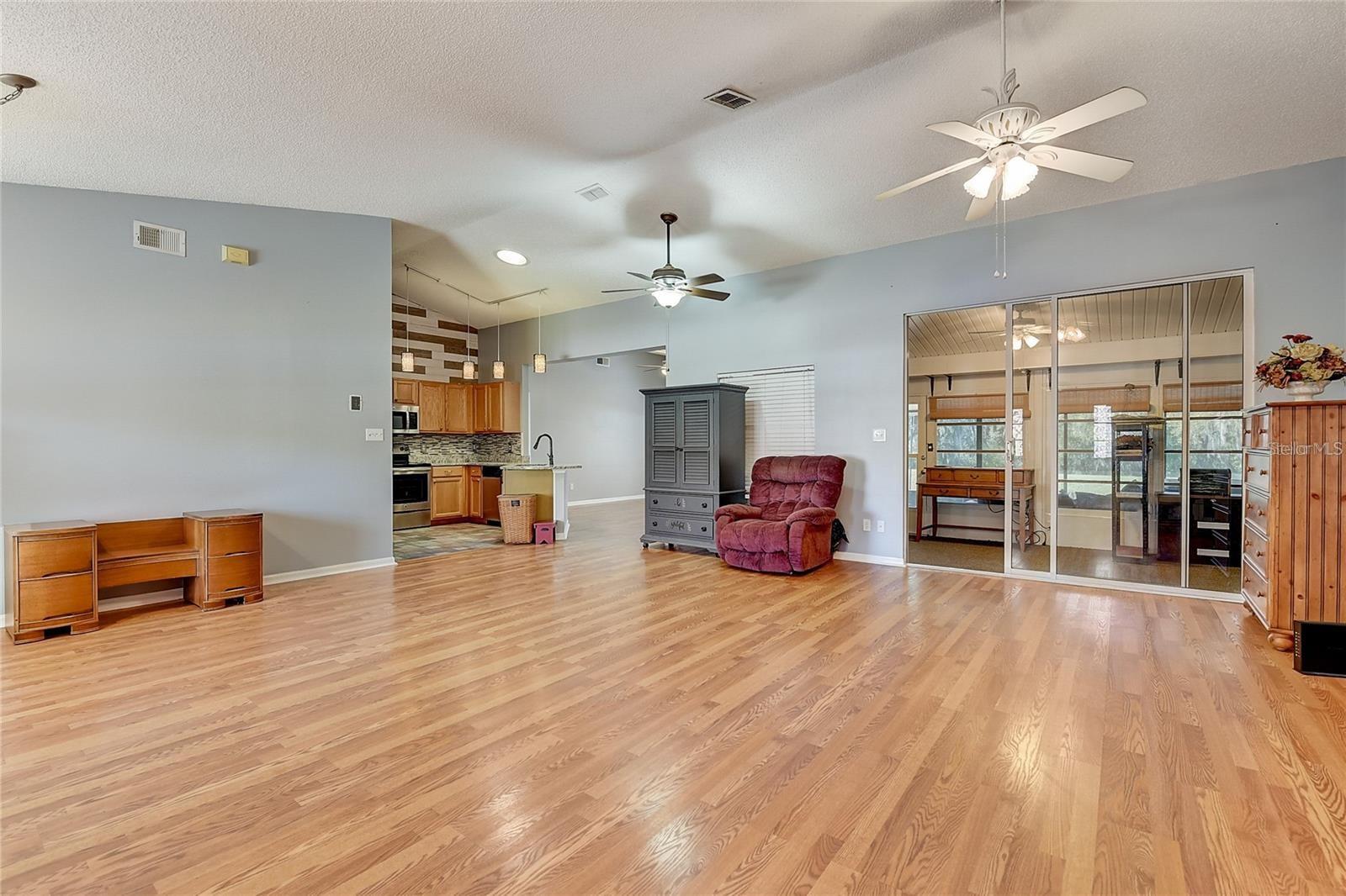 25273 LOST OAK CIR, LEESBURG, FL, 34748