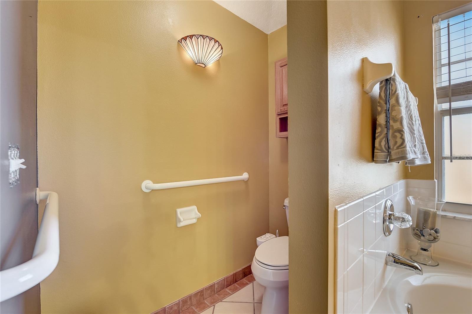 25273 LOST OAK CIR, LEESBURG, FL, 34748