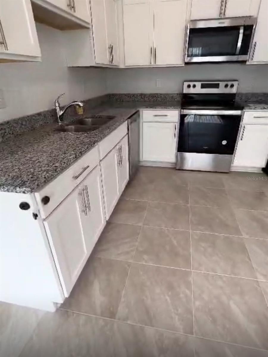 516 MADISON DR, DAVENPORT, FL, 33837