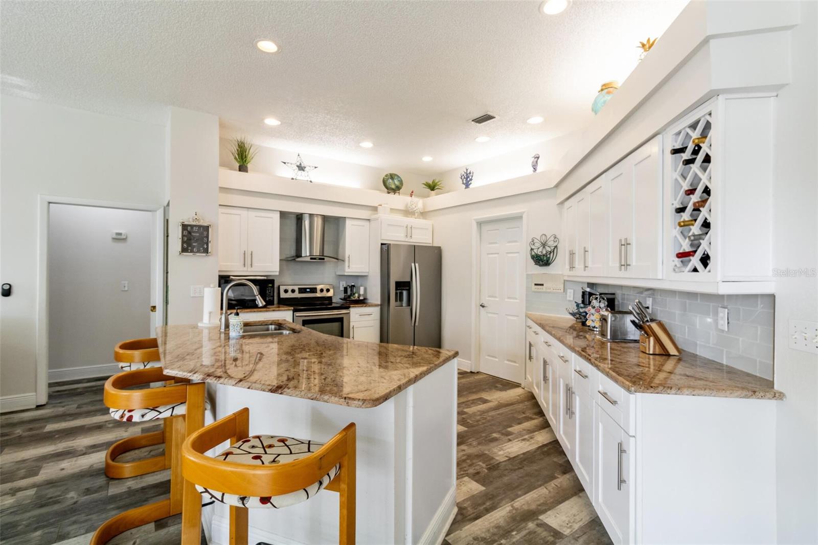 1647 STABLE TRL, PALM HARBOR, FL, 34685