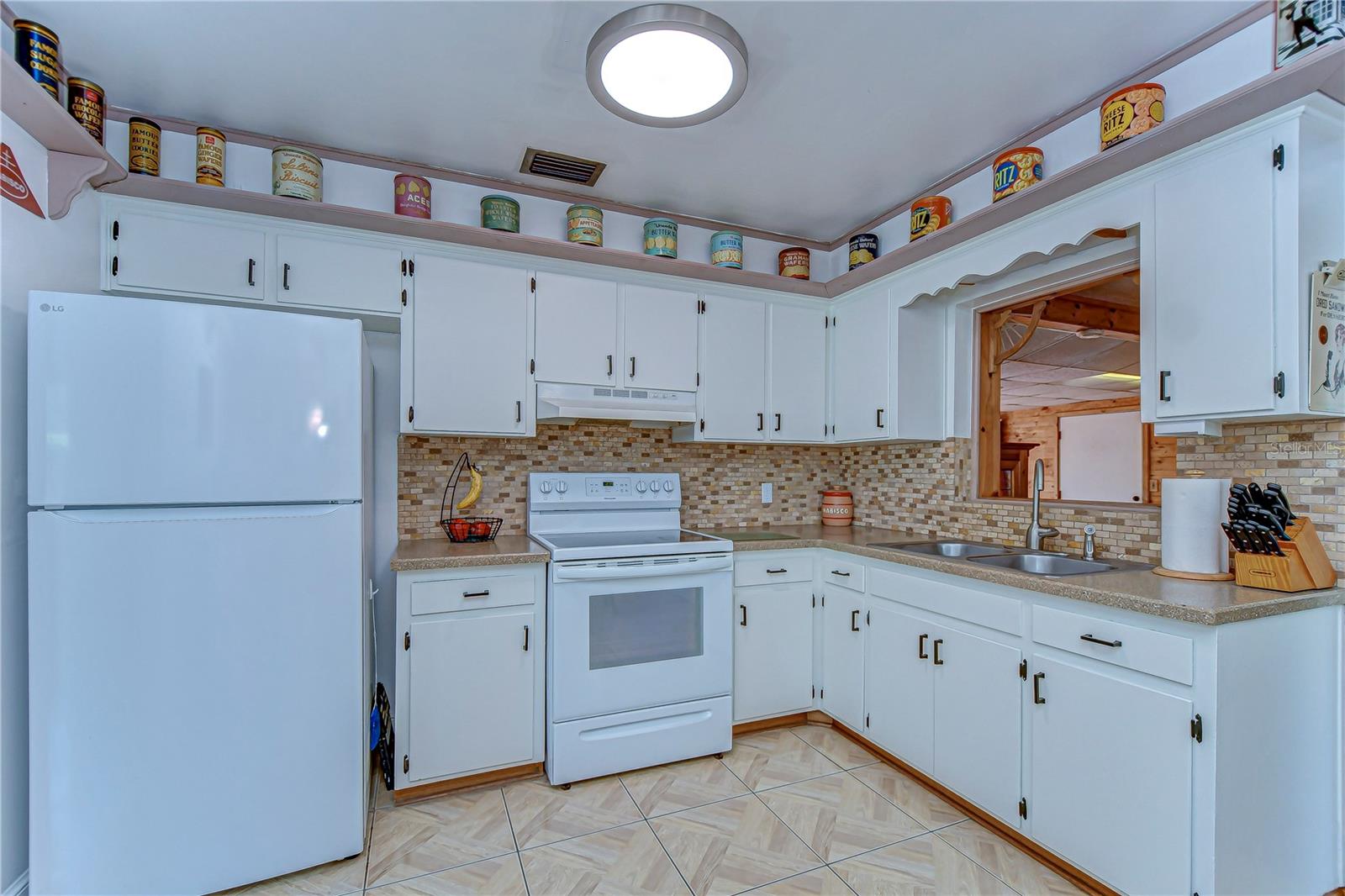 6708 W CLIFTON ST, TAMPA, FL, 33634