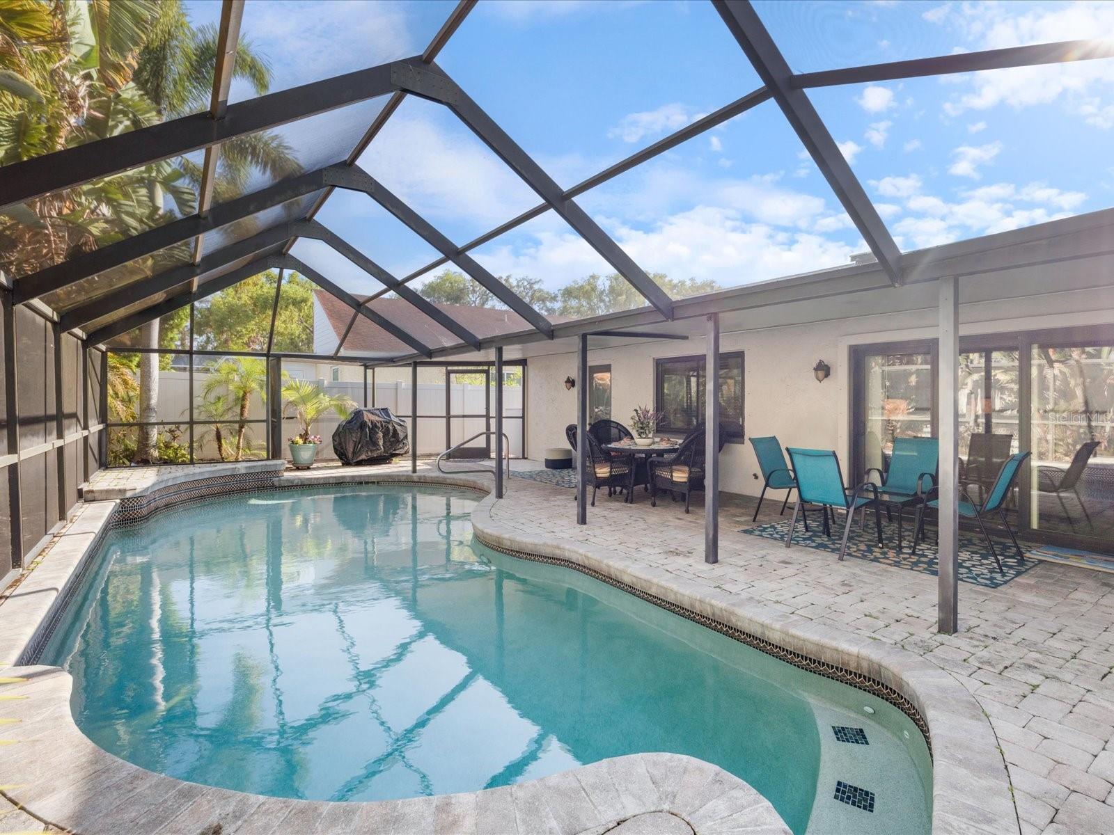 8305 PALMA VISTA LN, TAMPA, FL, 33614