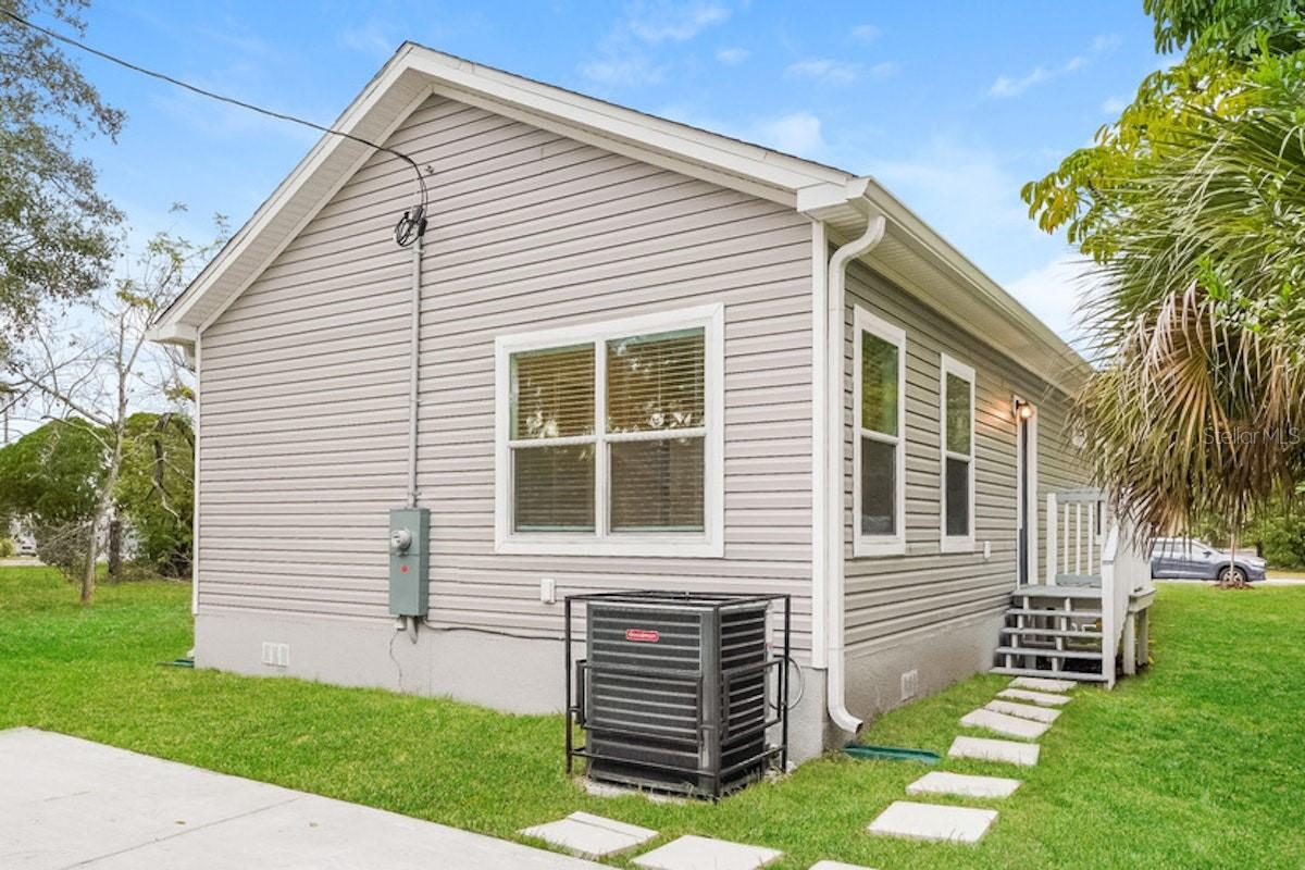 2720 13TH ST S, ST PETERSBURG, FL, 33712