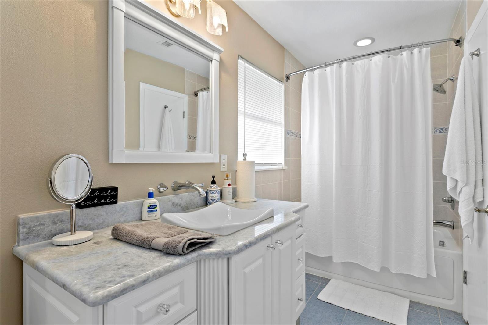 4863 W FLAMINGO RD RD #2, TAMPA, FL, 33611
